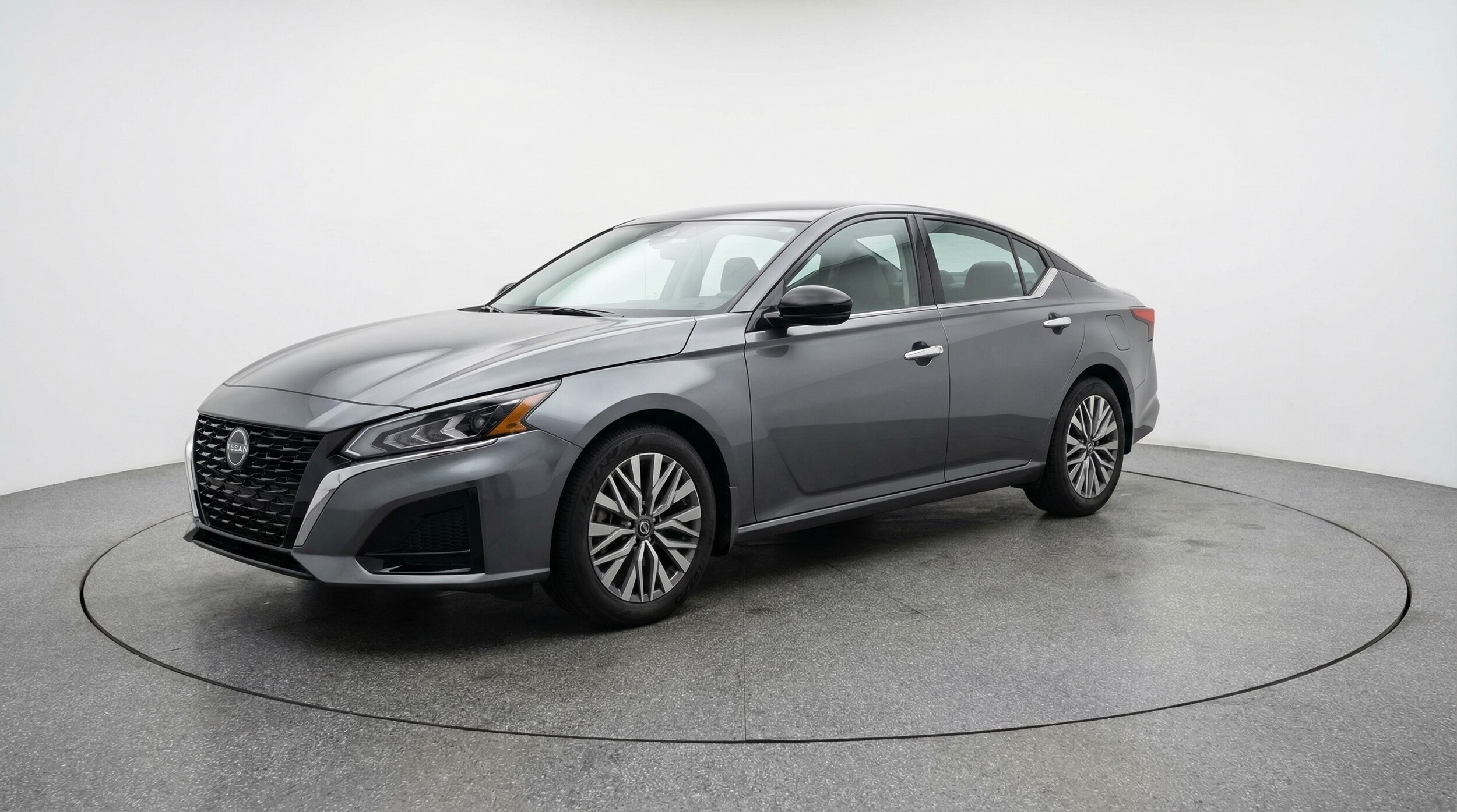 Thumbnail: 2025 Nissan Altima - 3