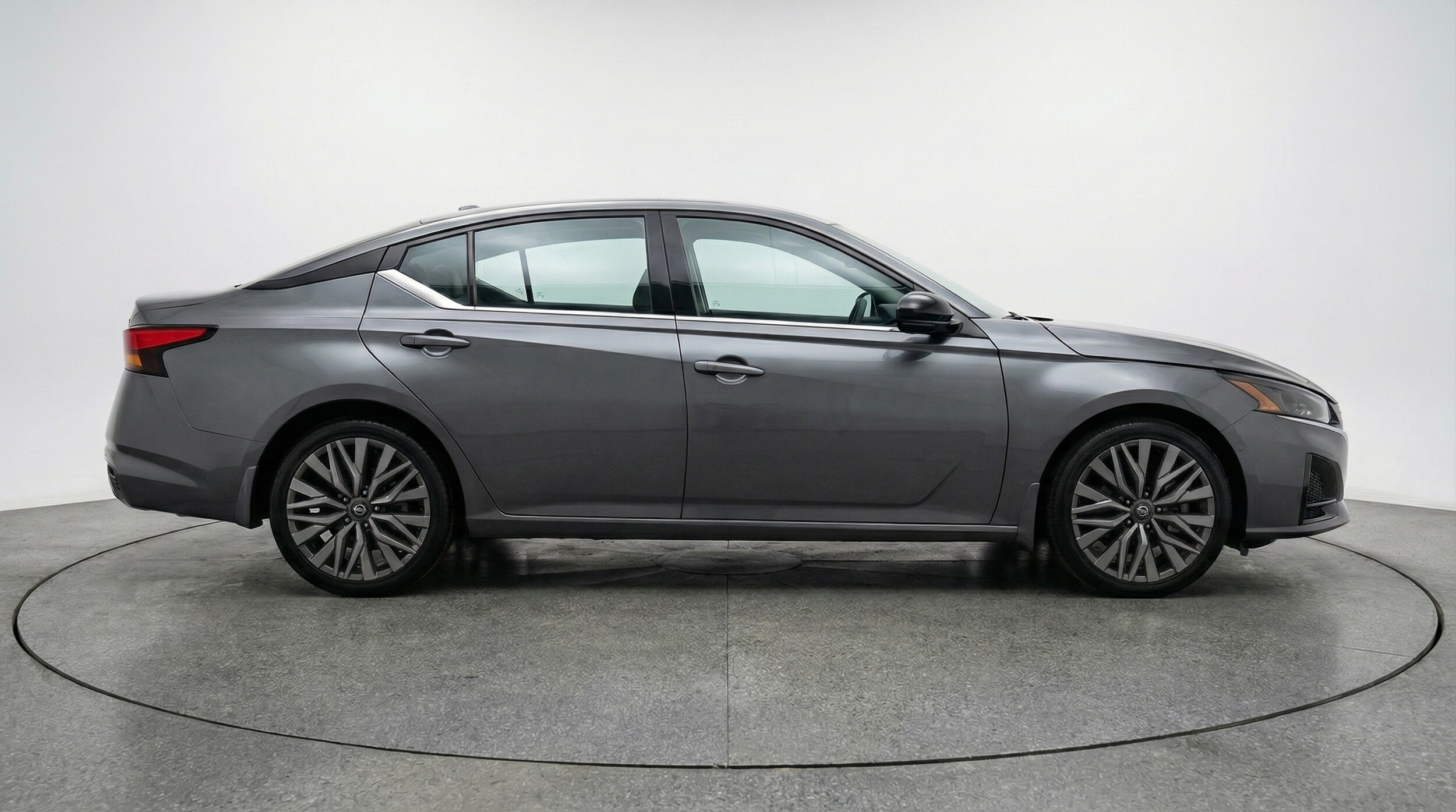 Thumbnail: 2025 Nissan Altima - 8