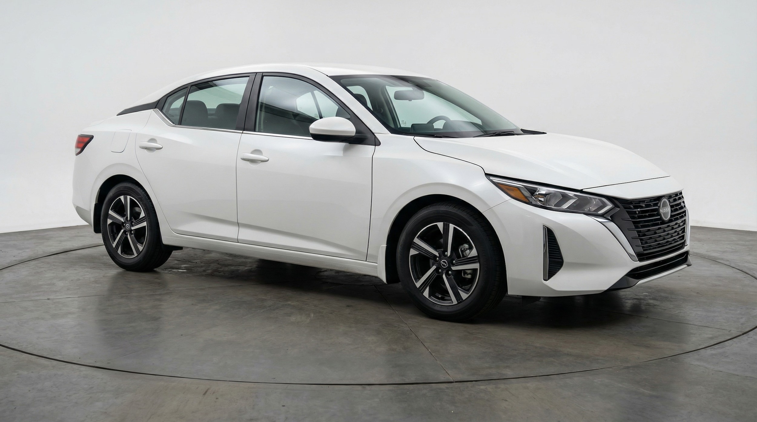 Thumbnail: 2025 Nissan Sentra - 1