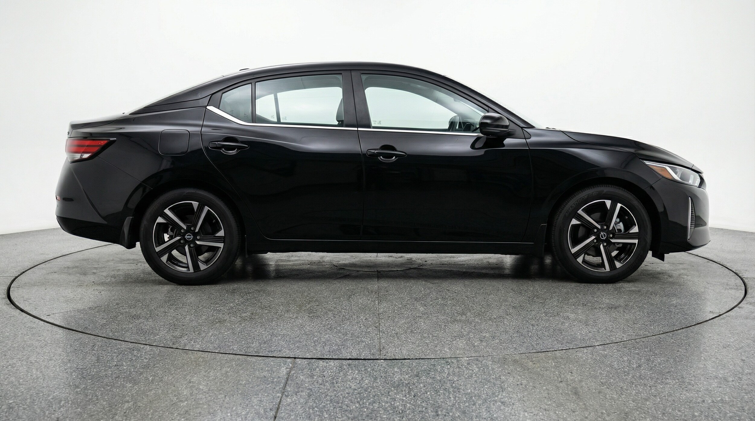 Thumbnail: 2025 Nissan Sentra - 8