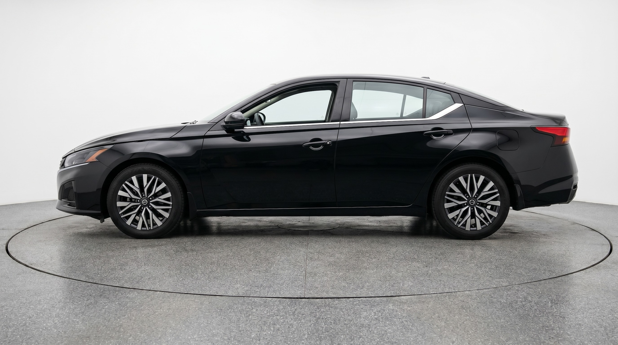 Thumbnail: 2026 Nissan Altima - 4