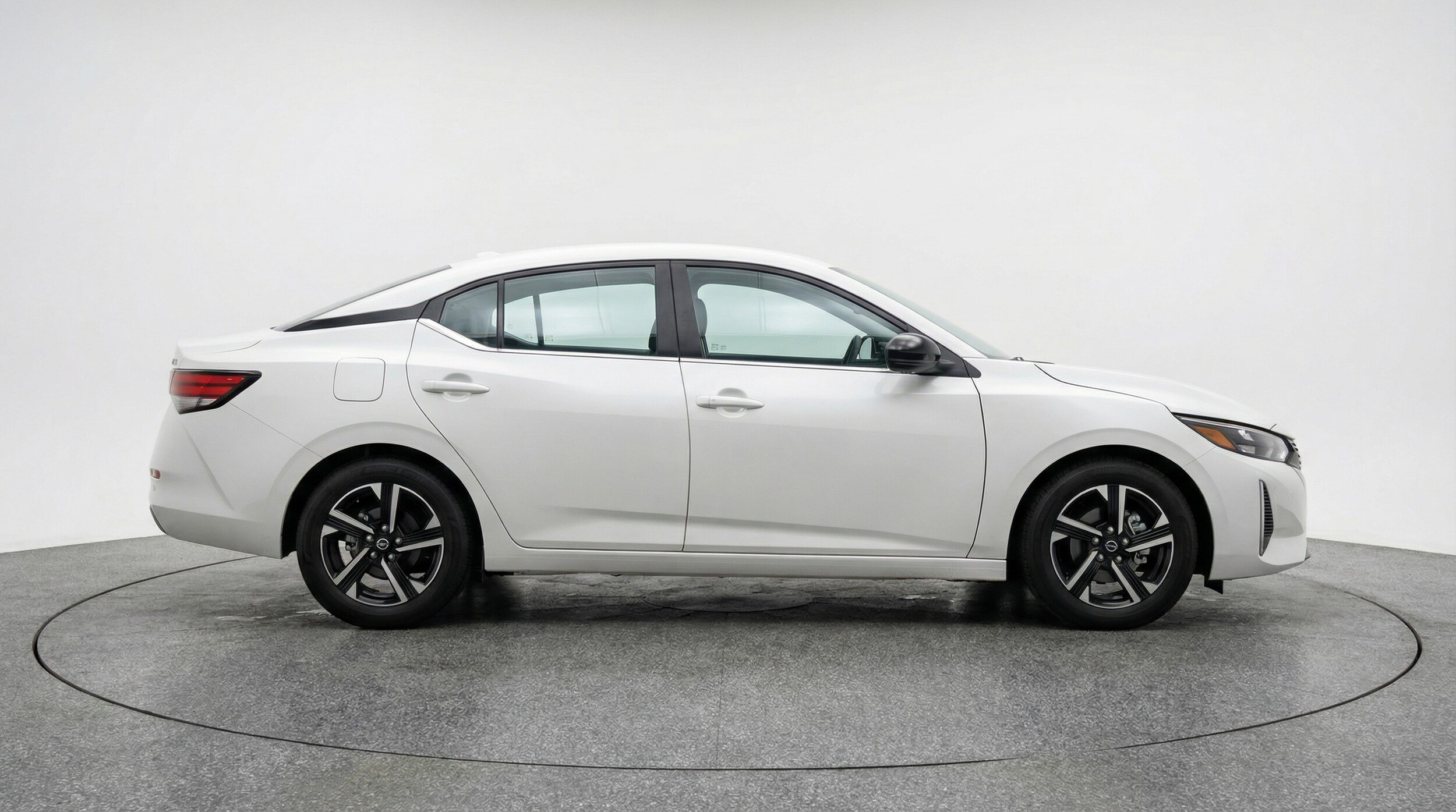Thumbnail: 2025 Nissan Sentra - 8