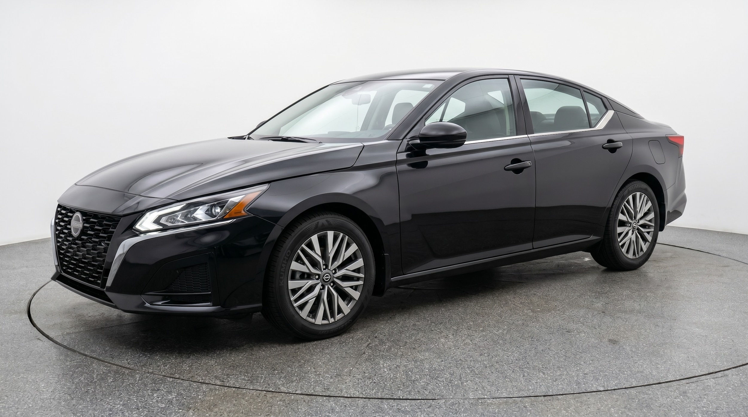 Thumbnail: 2026 Nissan Altima - 3