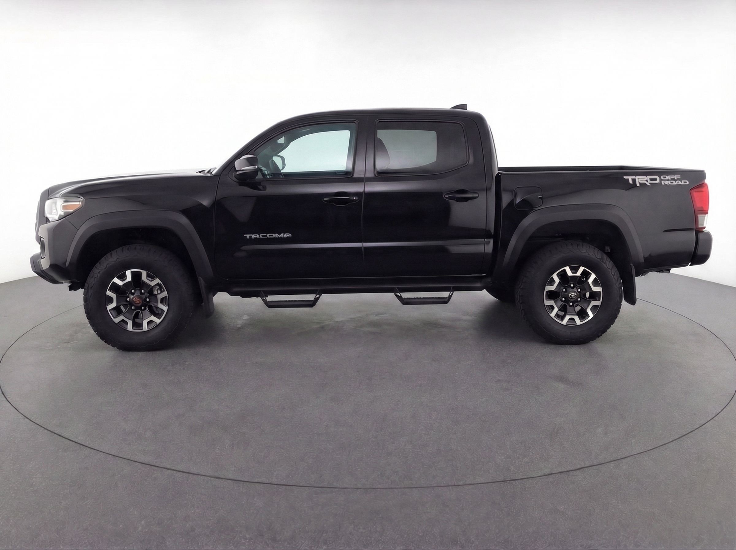 Thumbnail: 2025 Toyota Tacoma - 4