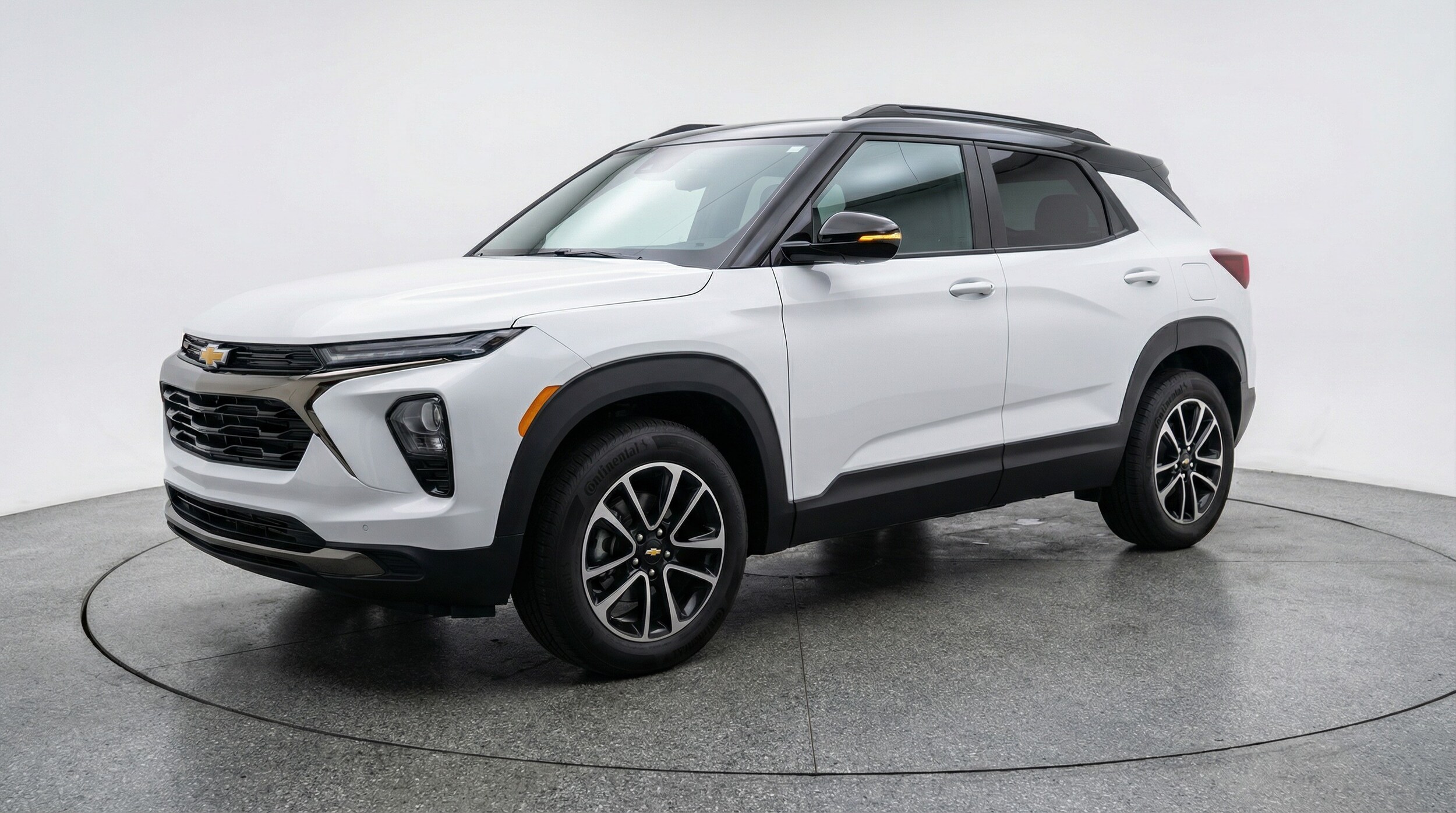 Thumbnail: 2025 Chevrolet TrailBlazer - 3