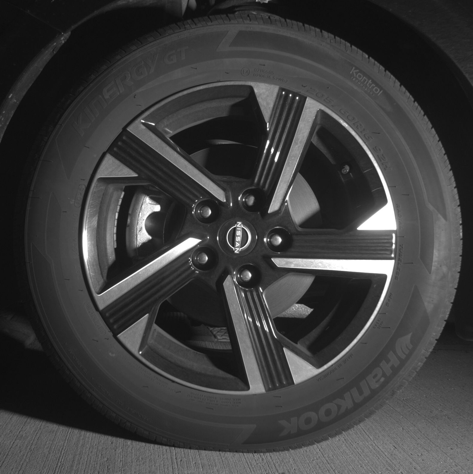 Thumbnail: 2025 Nissan Sentra - 9