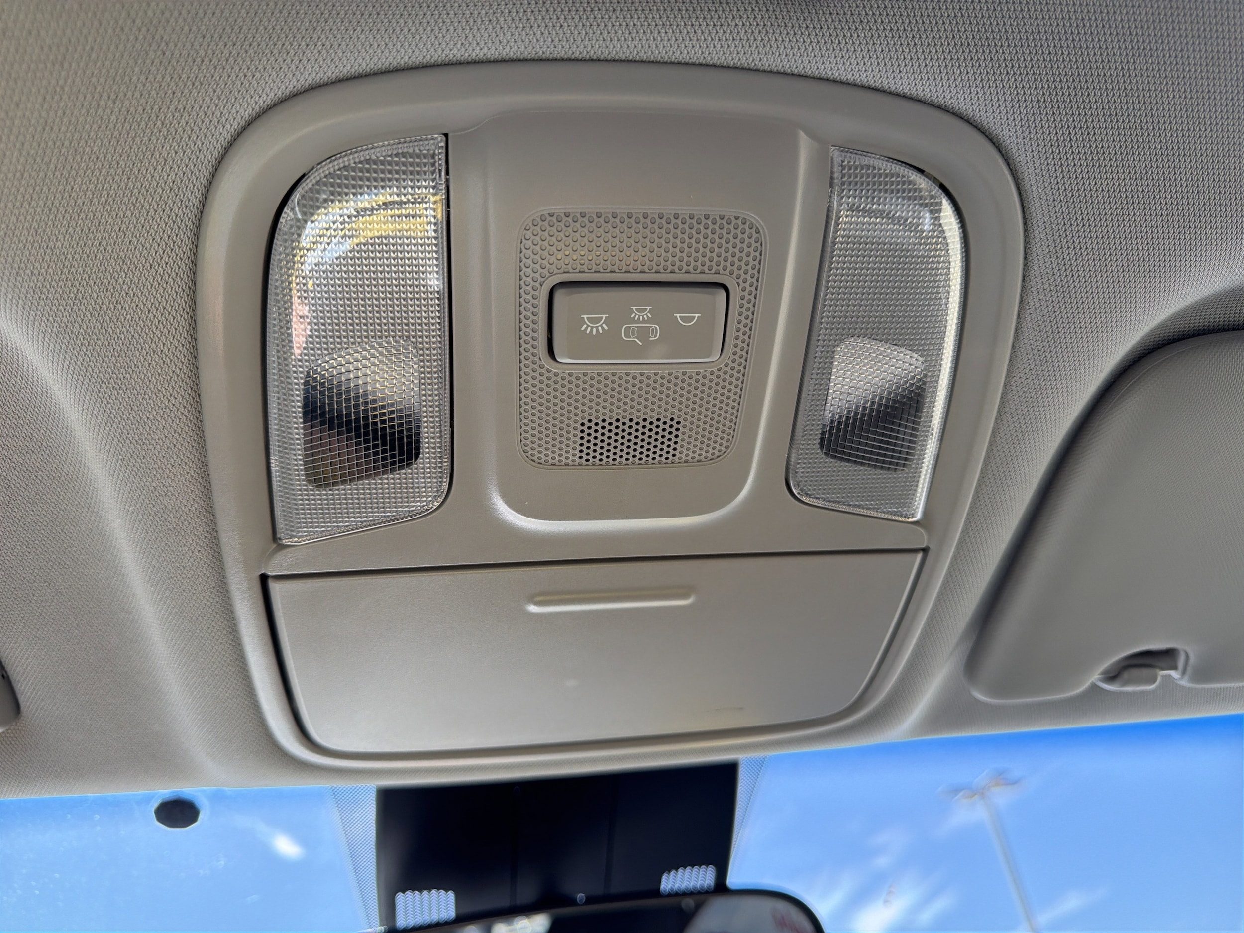 2021 Kia Sportage EX - Photo 19