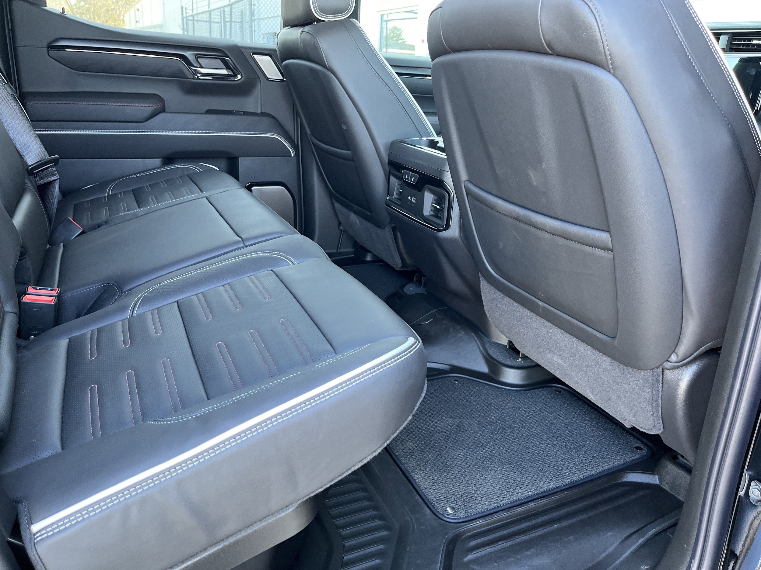 2026 GMC Sierra 1500 AT4X - Photo 15