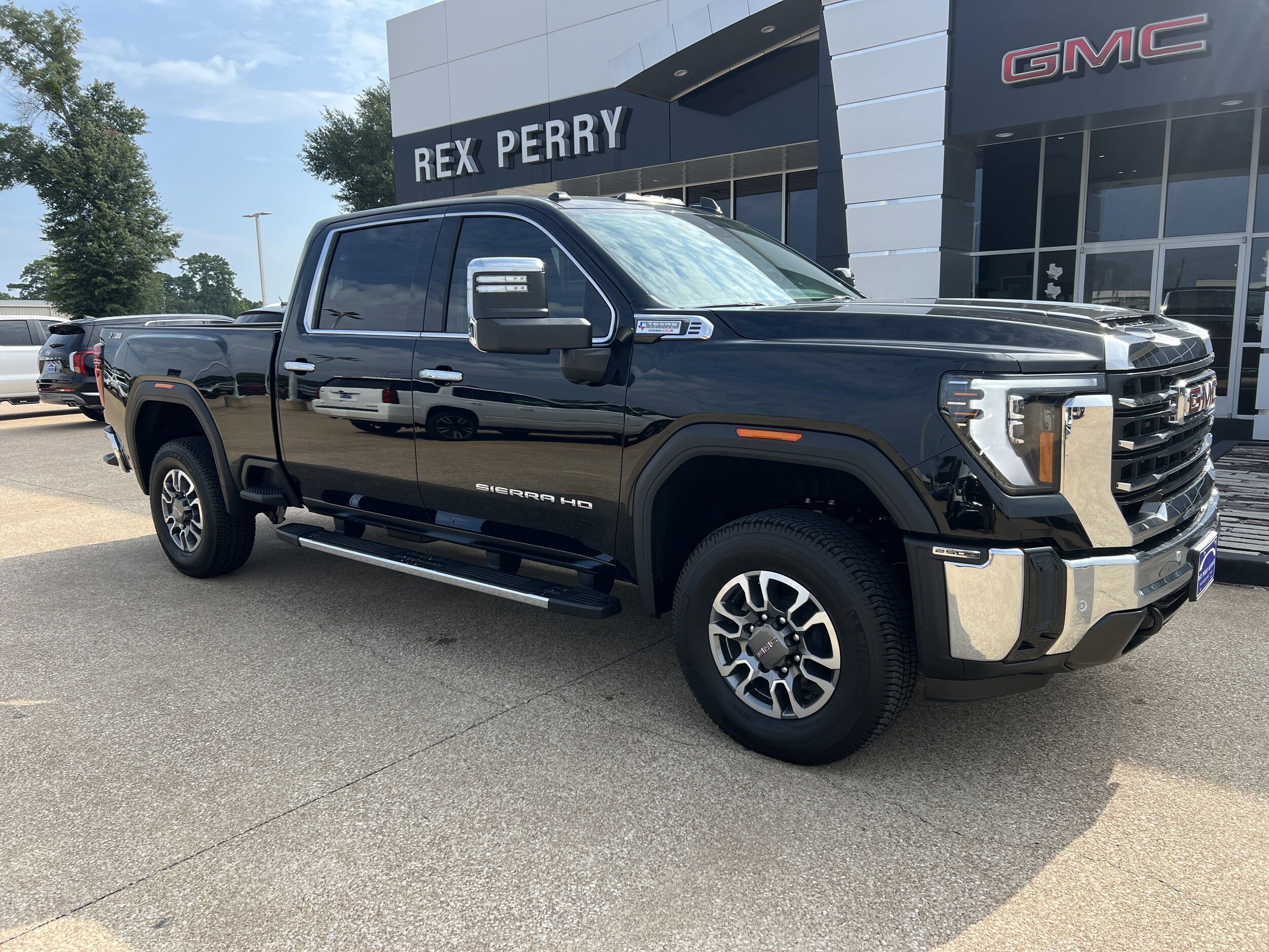 2025 Gmc Sierra 2500 HD SLT photo 2