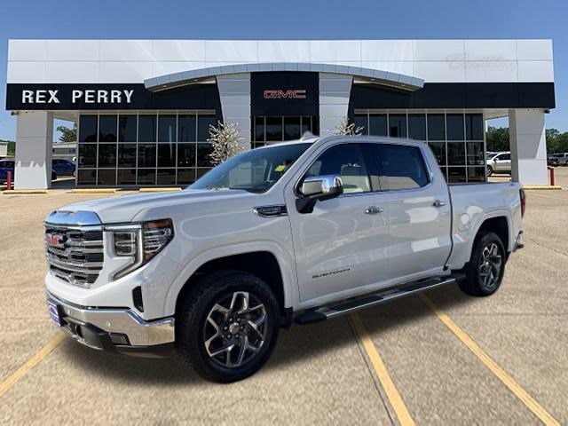 2026 GMC Sierra 1500 SLT's photo
