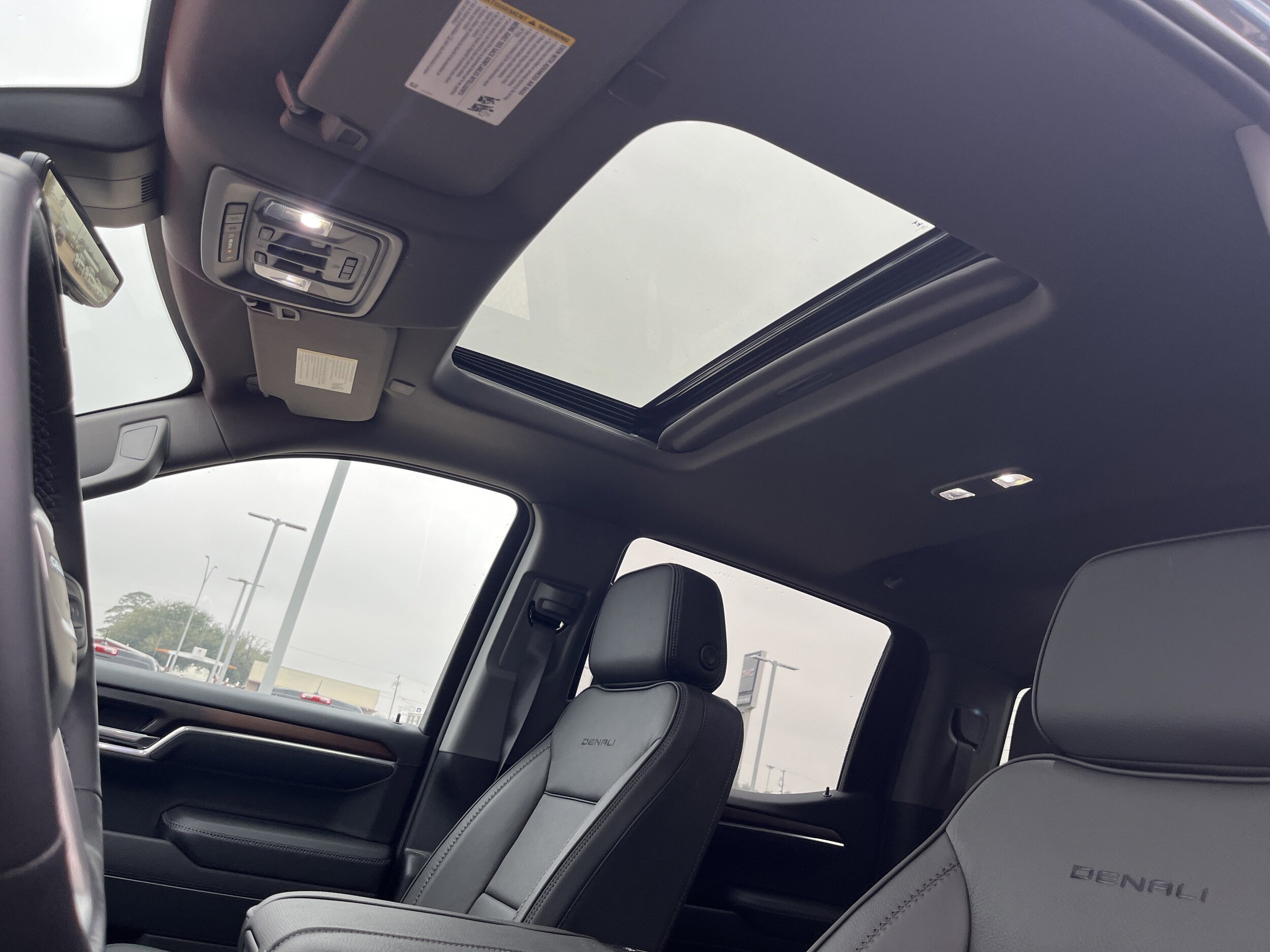 2026 GMC Sierra 1500 Denali - Photo 11