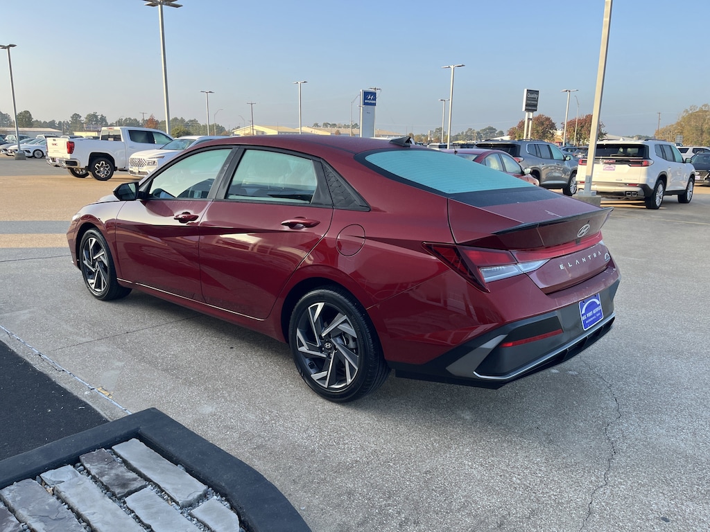 Used 2025 Hyundai Elantra SEL Sport Sedan