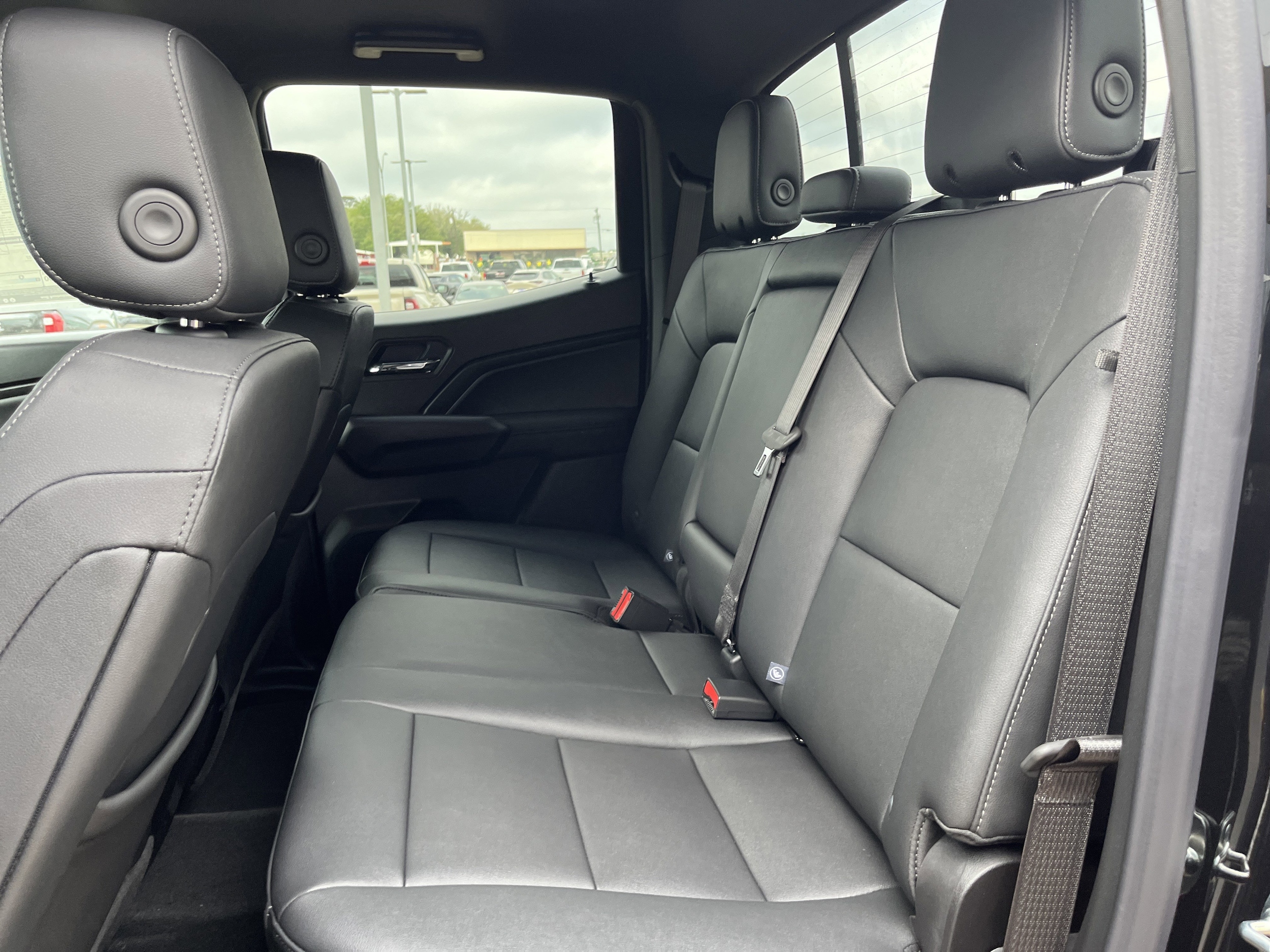 2026 GMC Canyon Elevation - Photo 11