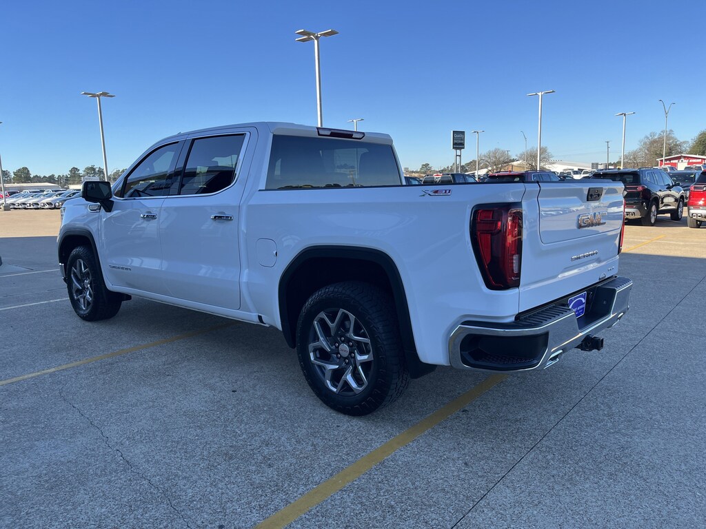Used 2023 GMC Sierra 1500 SLT Truck Crew Cab