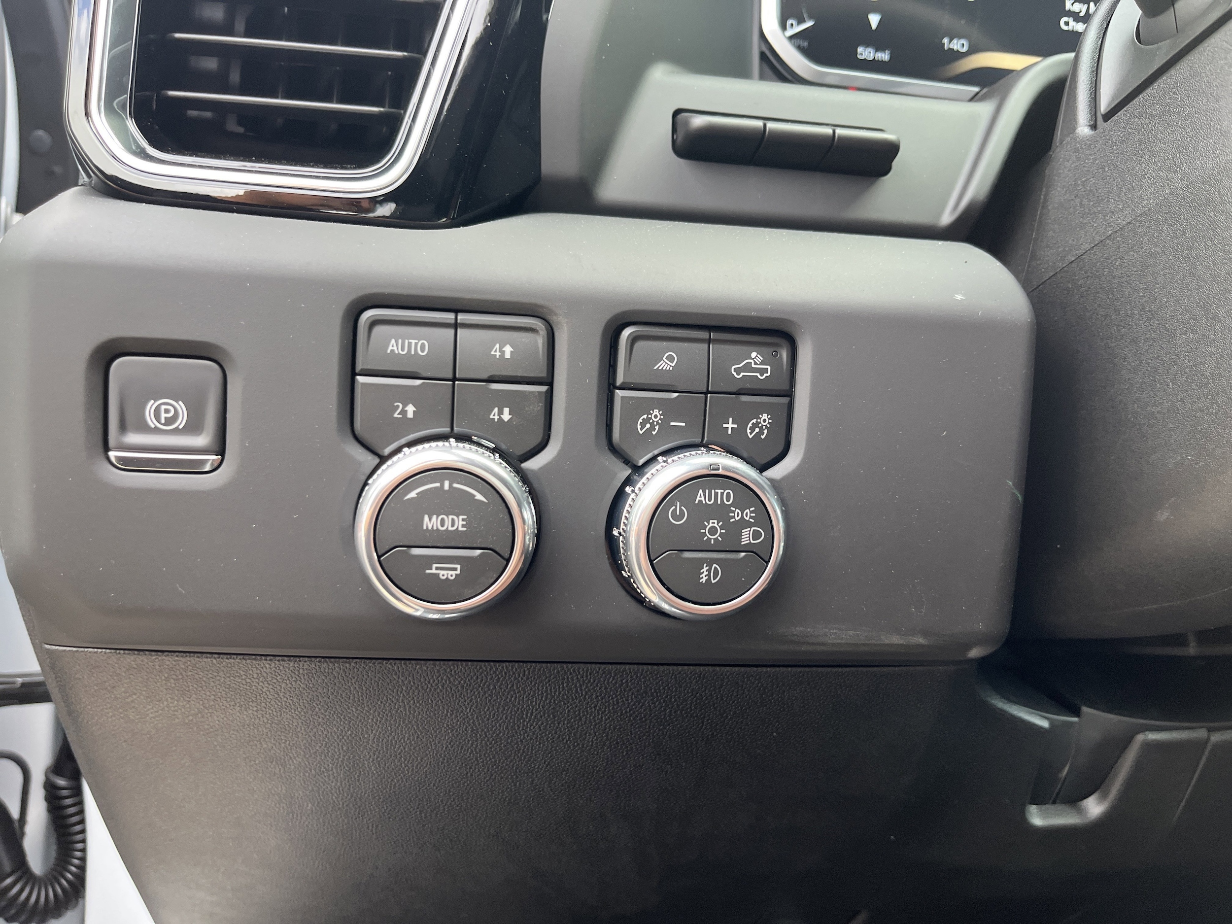 2026 GMC Sierra 3500HD Denali Ultimate - Photo 29