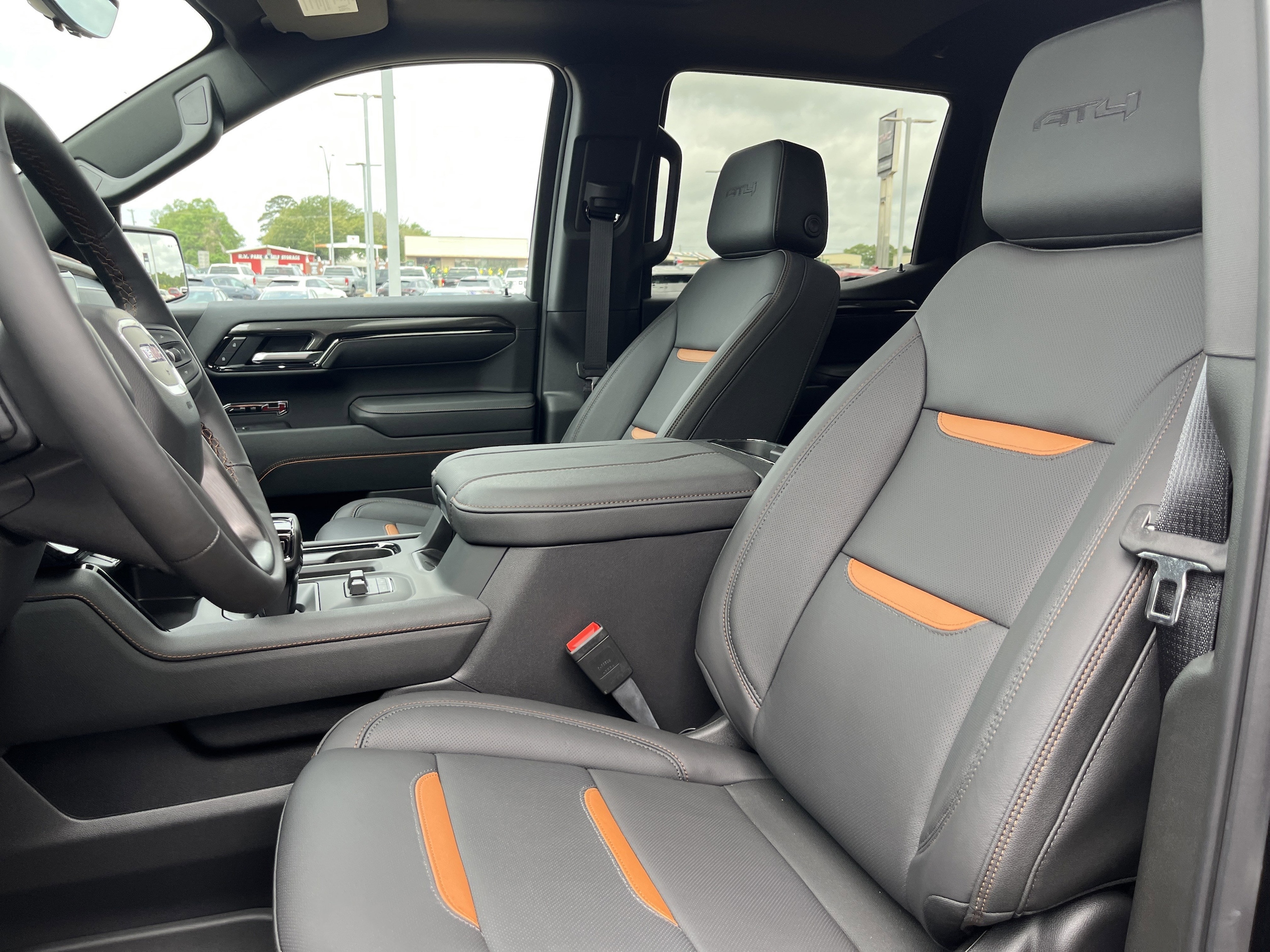 2026 GMC Sierra 1500 AT4 - Photo 9