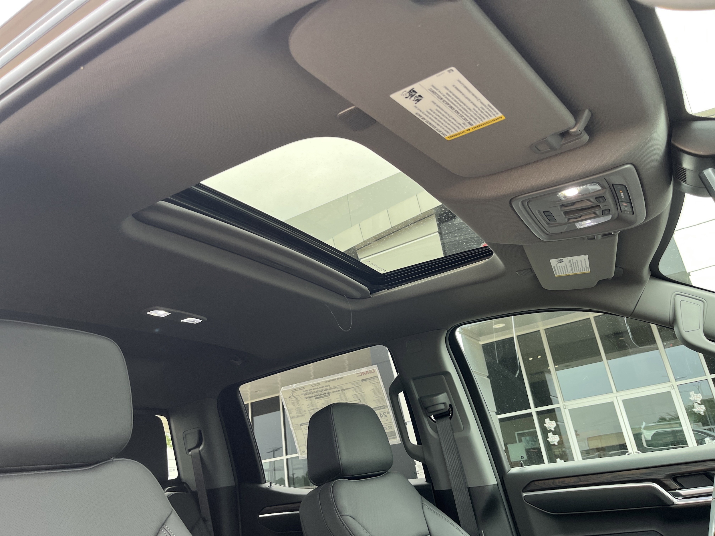 2026 GMC Sierra 1500 SLT - Photo 18