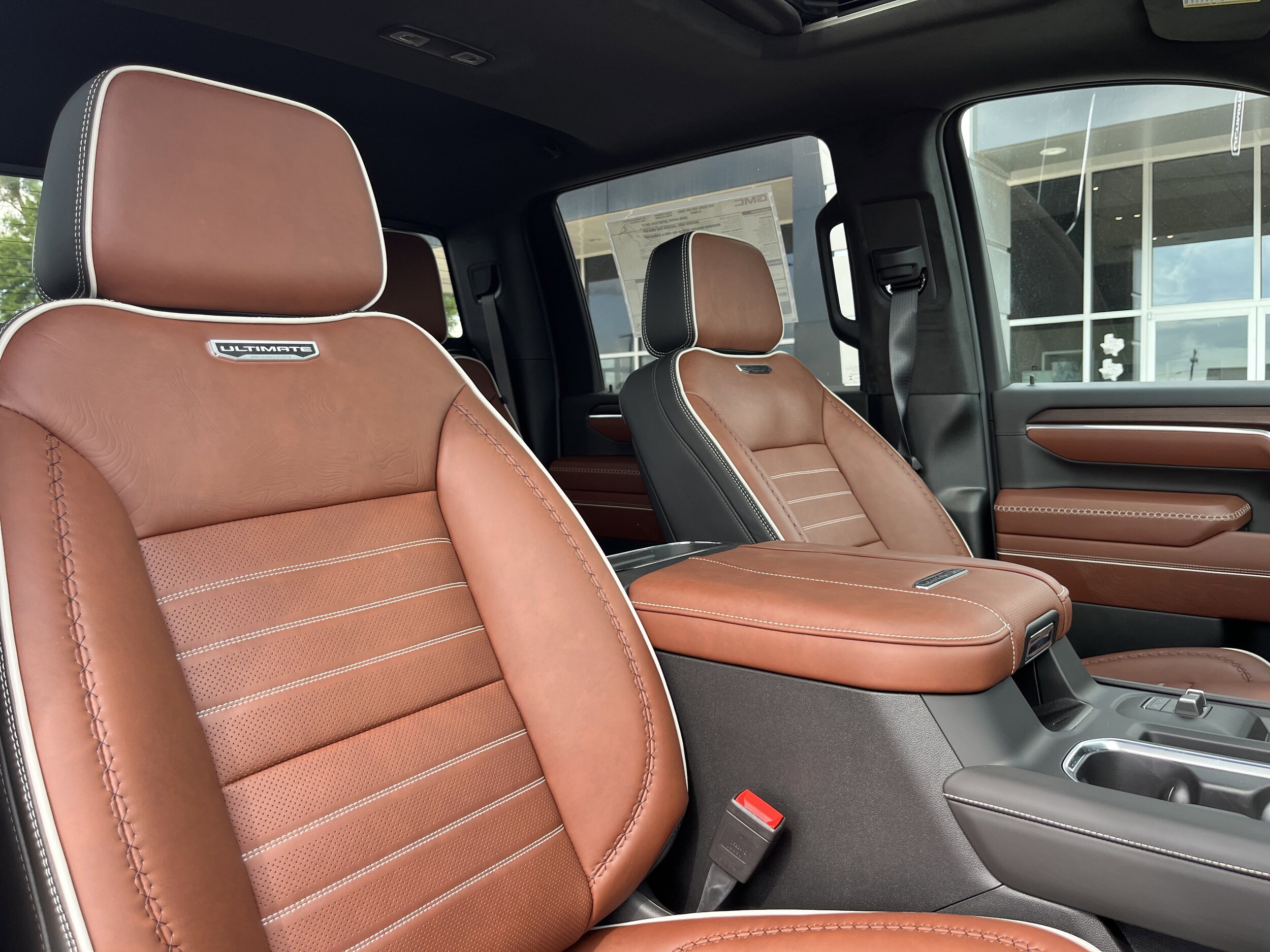 2026 GMC Sierra 3500HD Denali Ultimate - Photo 18