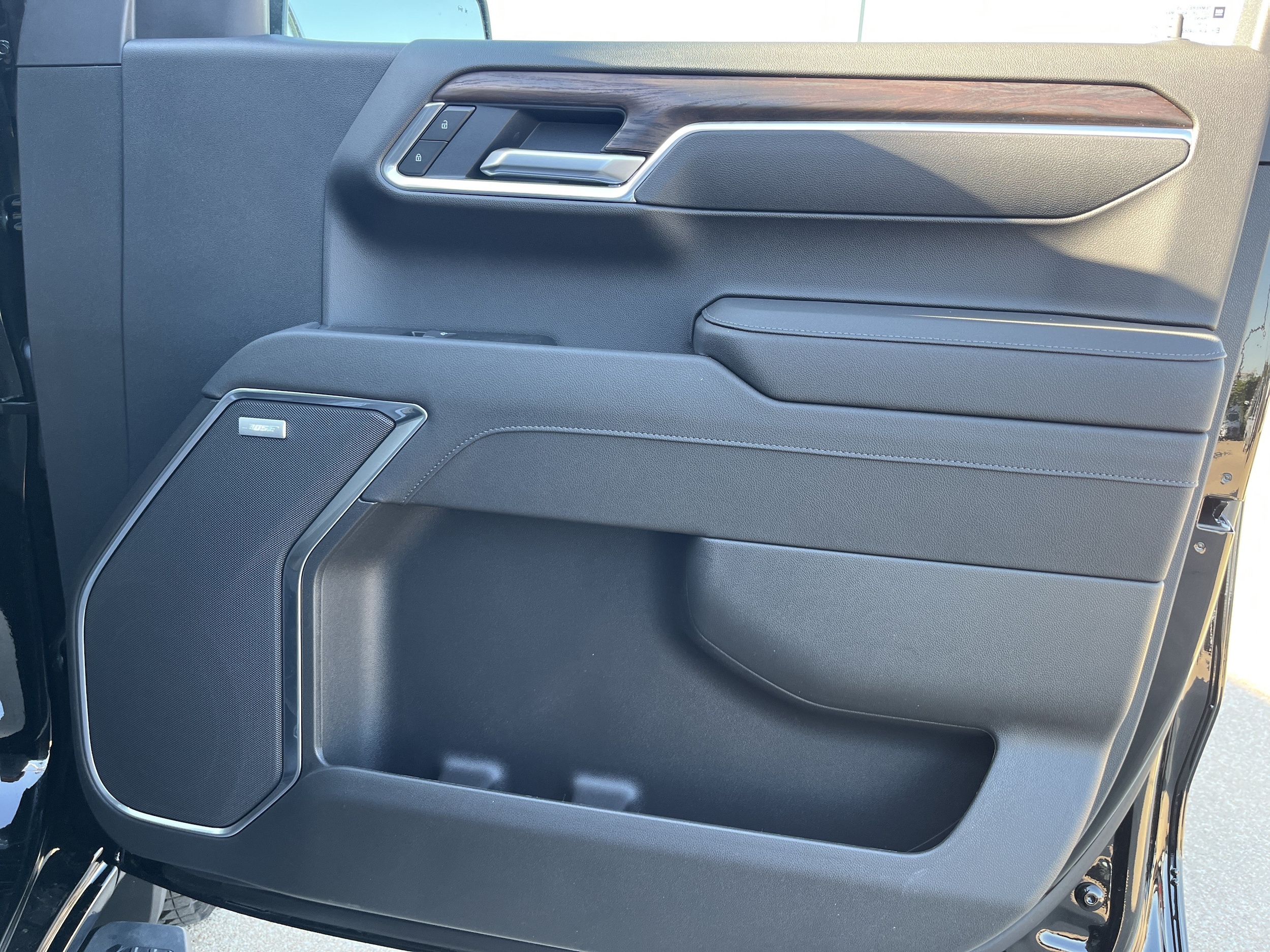 2026 GMC Sierra 1500 SLT - Photo 23