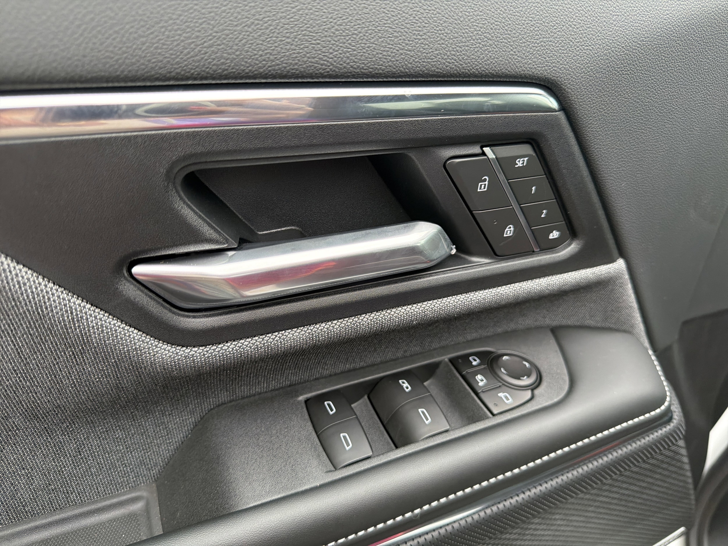 2026 GMC Sierra EV Elevation - Photo 10