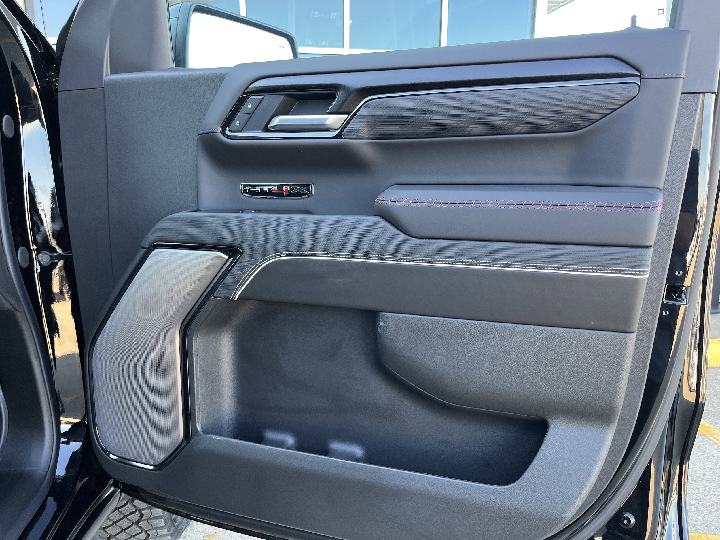 2026 GMC Sierra 1500 AT4X - Photo 24