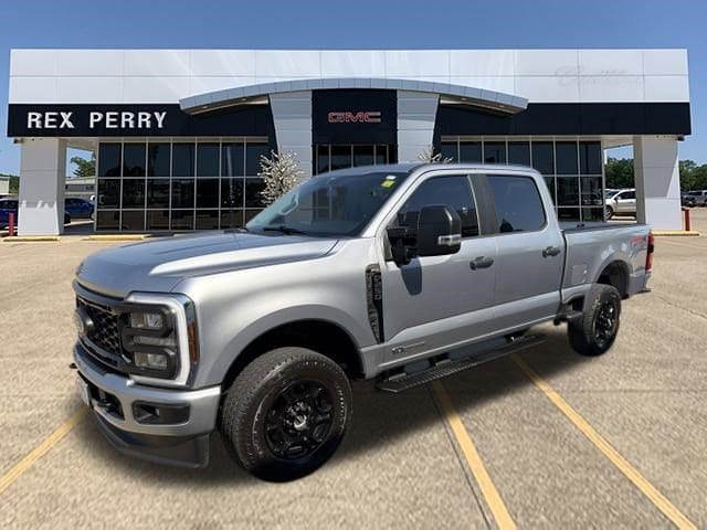 2024 Ford F-250 XL 4x4 Crew Cab 6-3/4' Box's photo