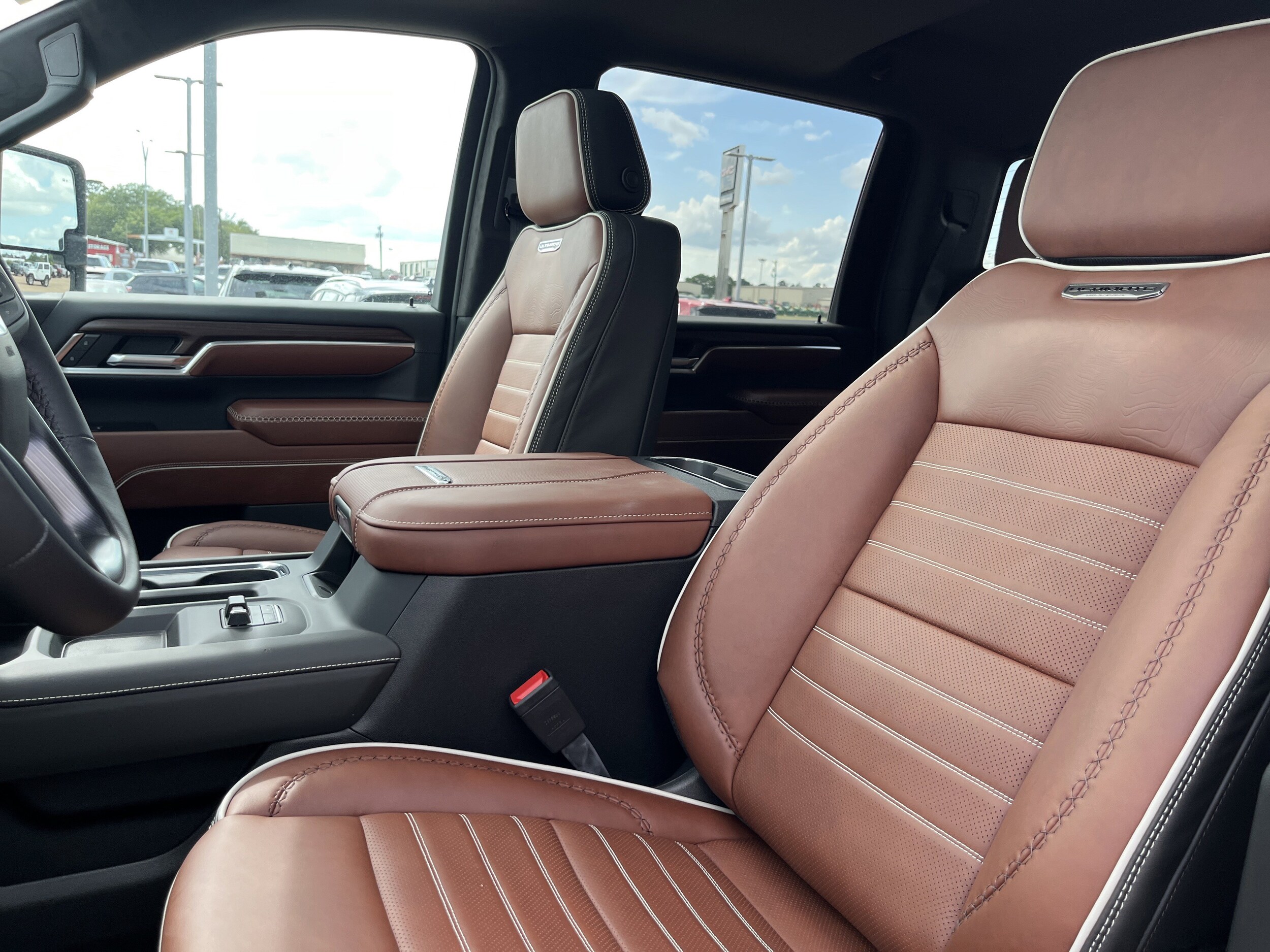 2026 GMC Sierra 3500HD Denali Ultimate - Photo 9