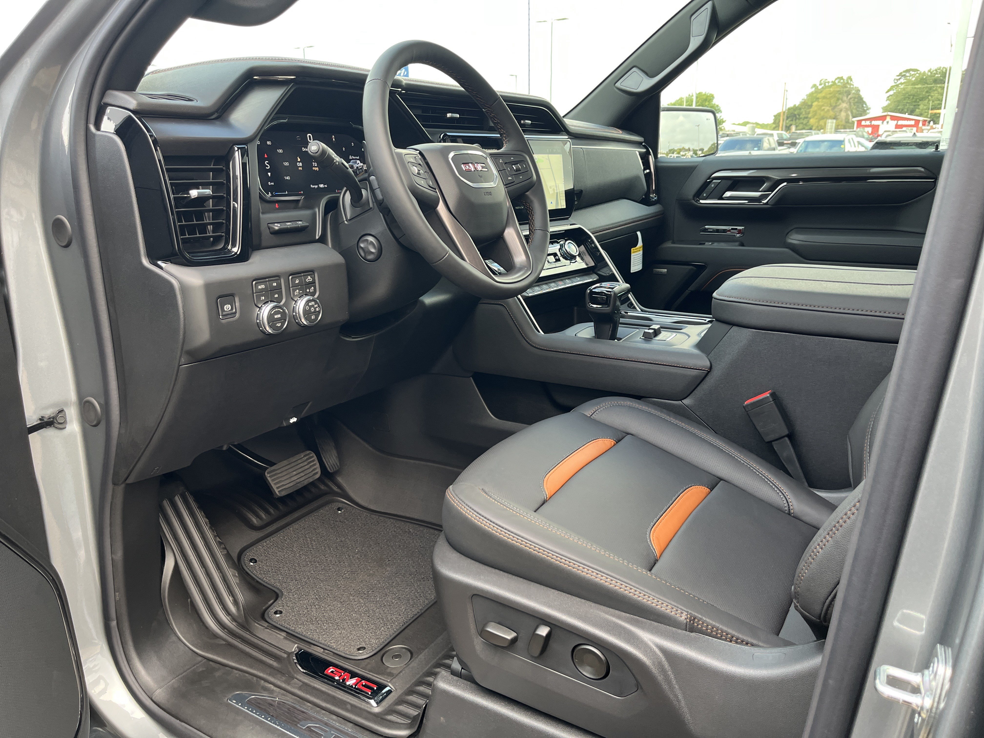 2026 GMC Sierra 1500 AT4 - Photo 8