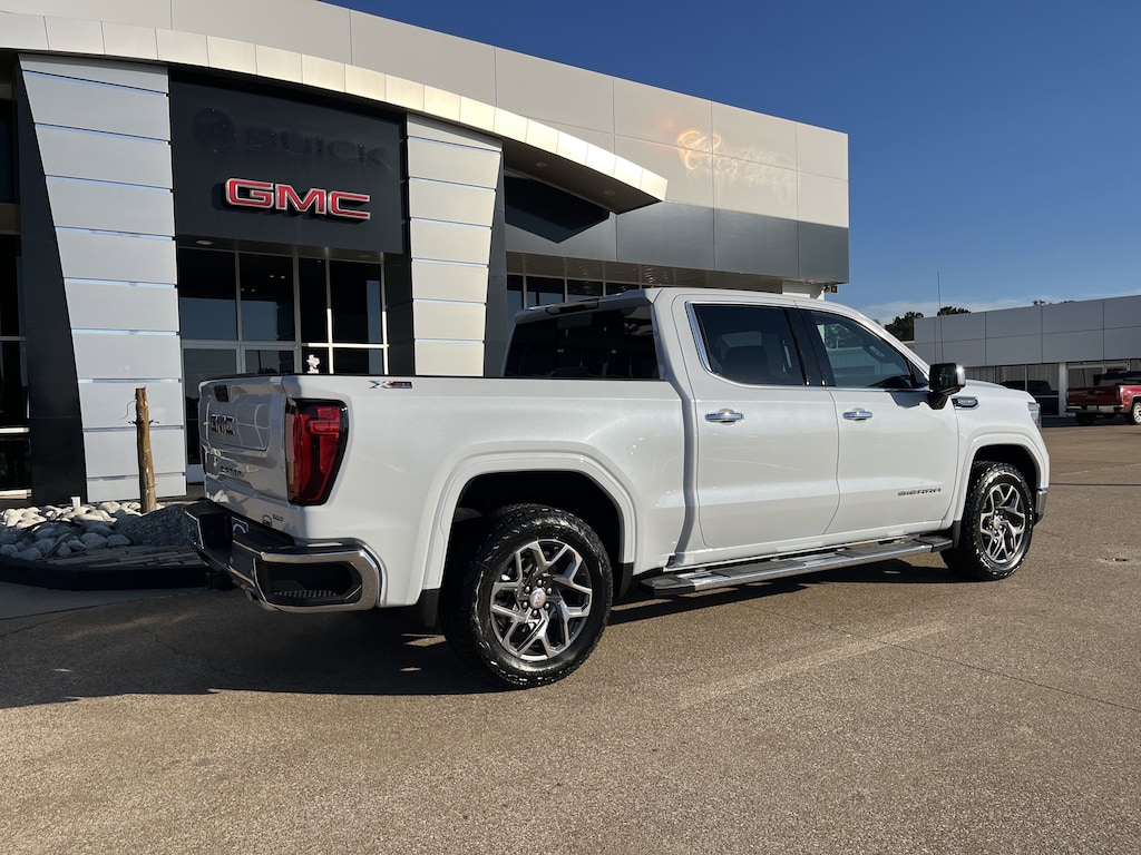 New 2026 GMC Sierra 1500 SLT Truck