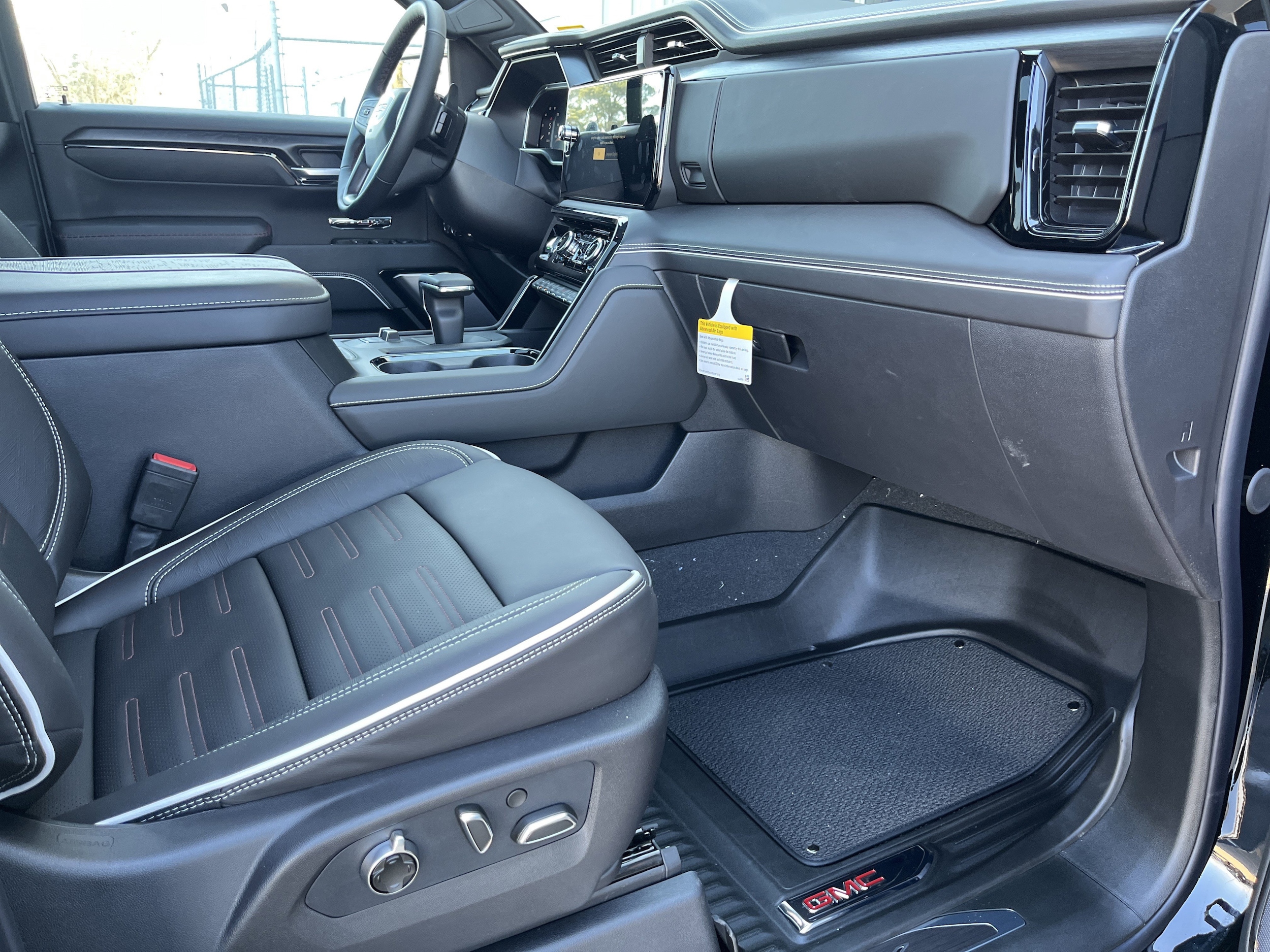 2026 GMC Sierra 1500 AT4X - Photo 17