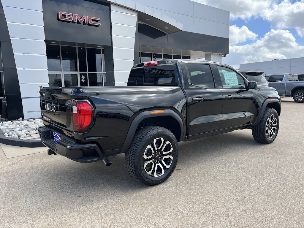 New 2026 GMC Canyon AT4 Truck