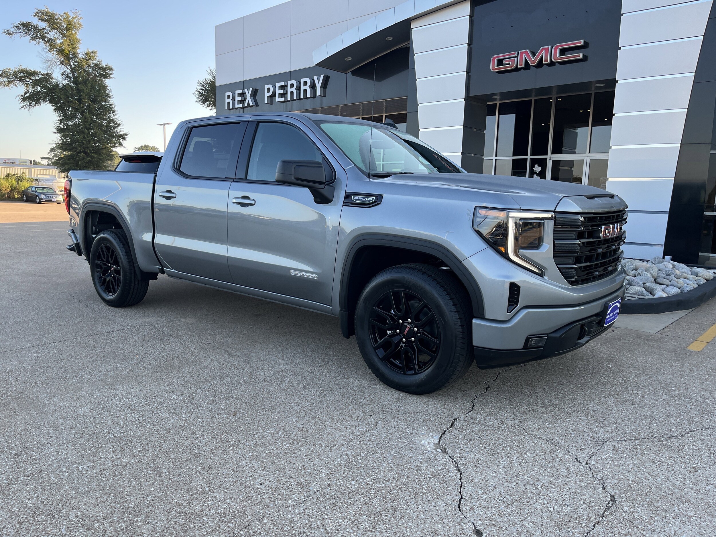 2026 Gmc Sierra 1500 Elevation photo 2