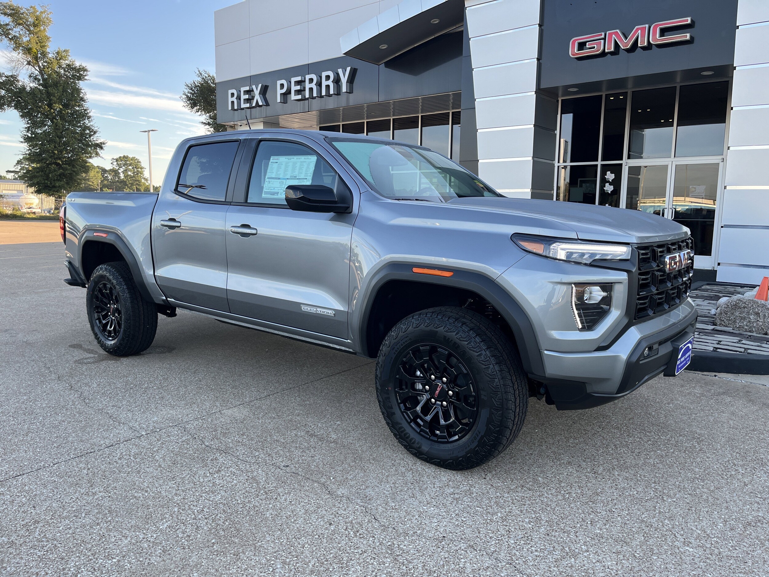 2026 Gmc Canyon Elevation photo 2