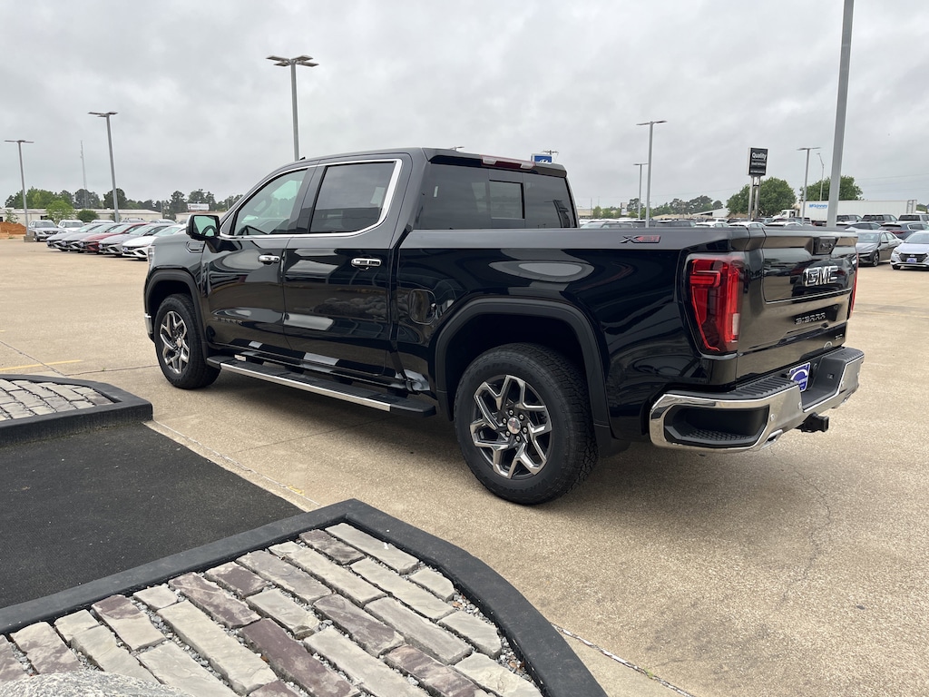 New 2026 GMC Sierra 1500 SLT Truck