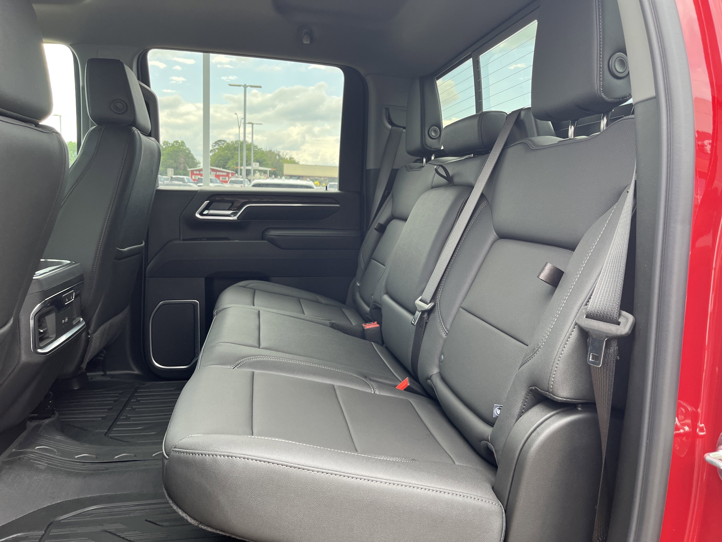 2026 GMC Sierra 2500HD SLT - Photo 11