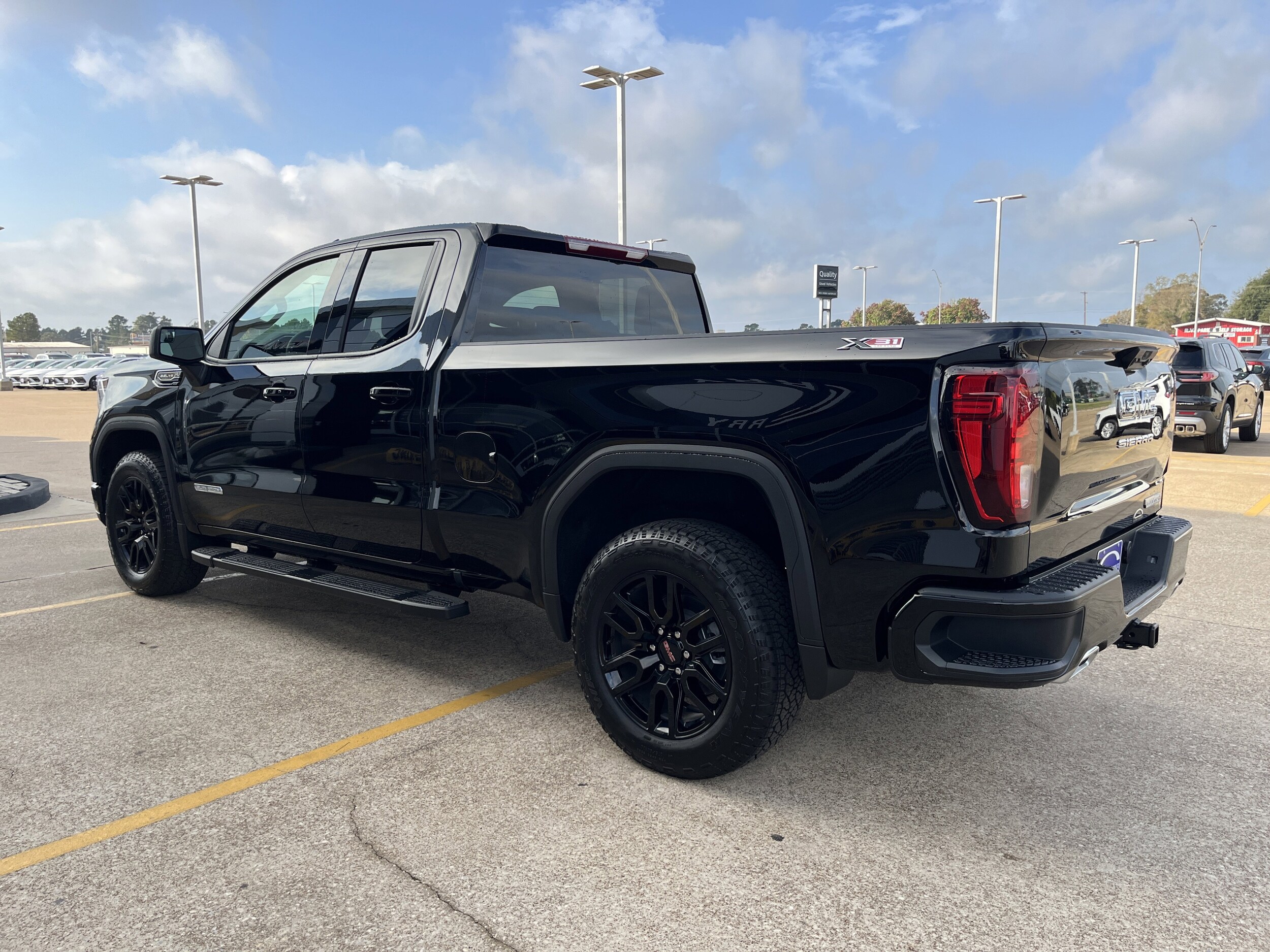 2026 Gmc Sierra 1500 Elevation photo 3