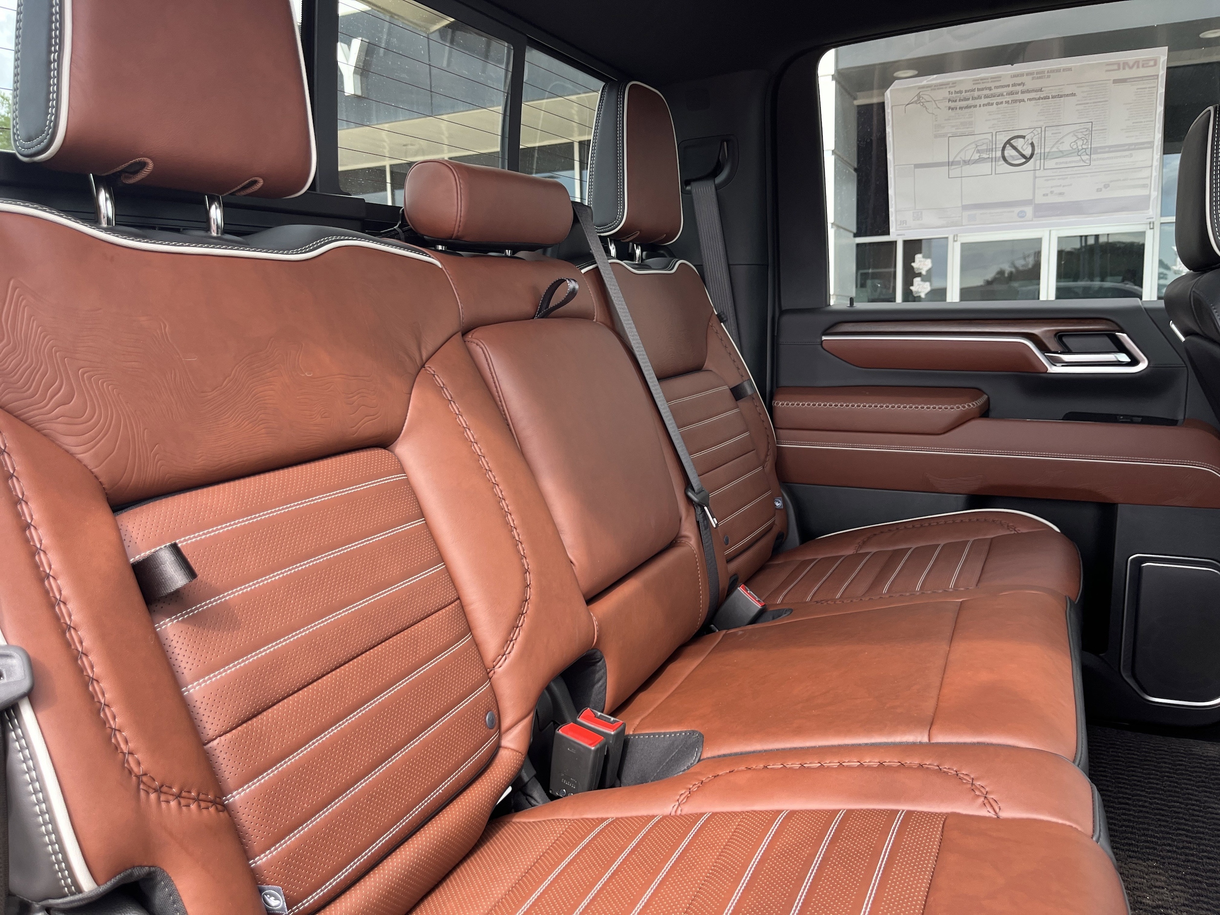2026 GMC Sierra 3500HD Denali Ultimate - Photo 16