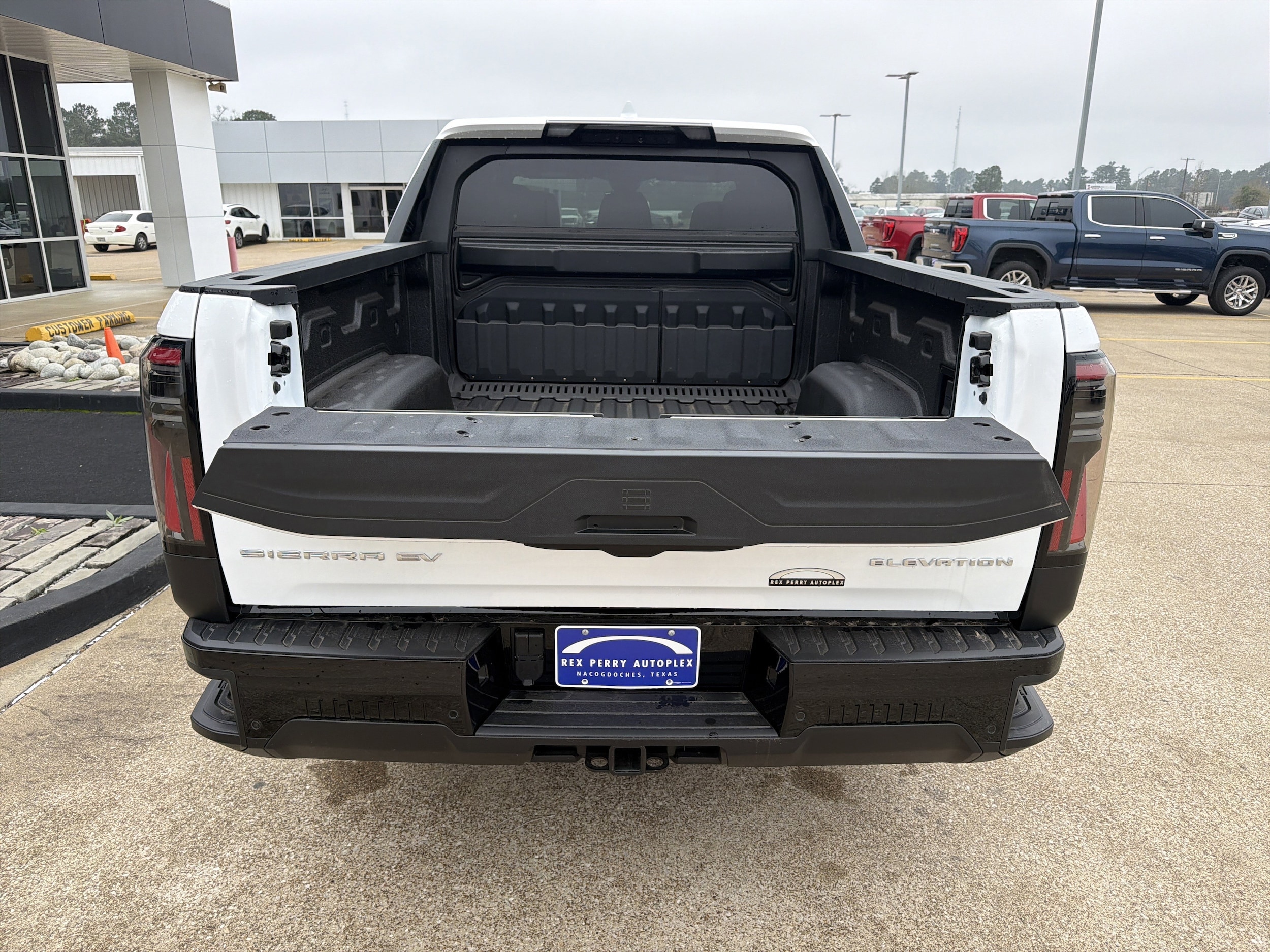 2026 GMC Sierra EV Elevation - Photo 20