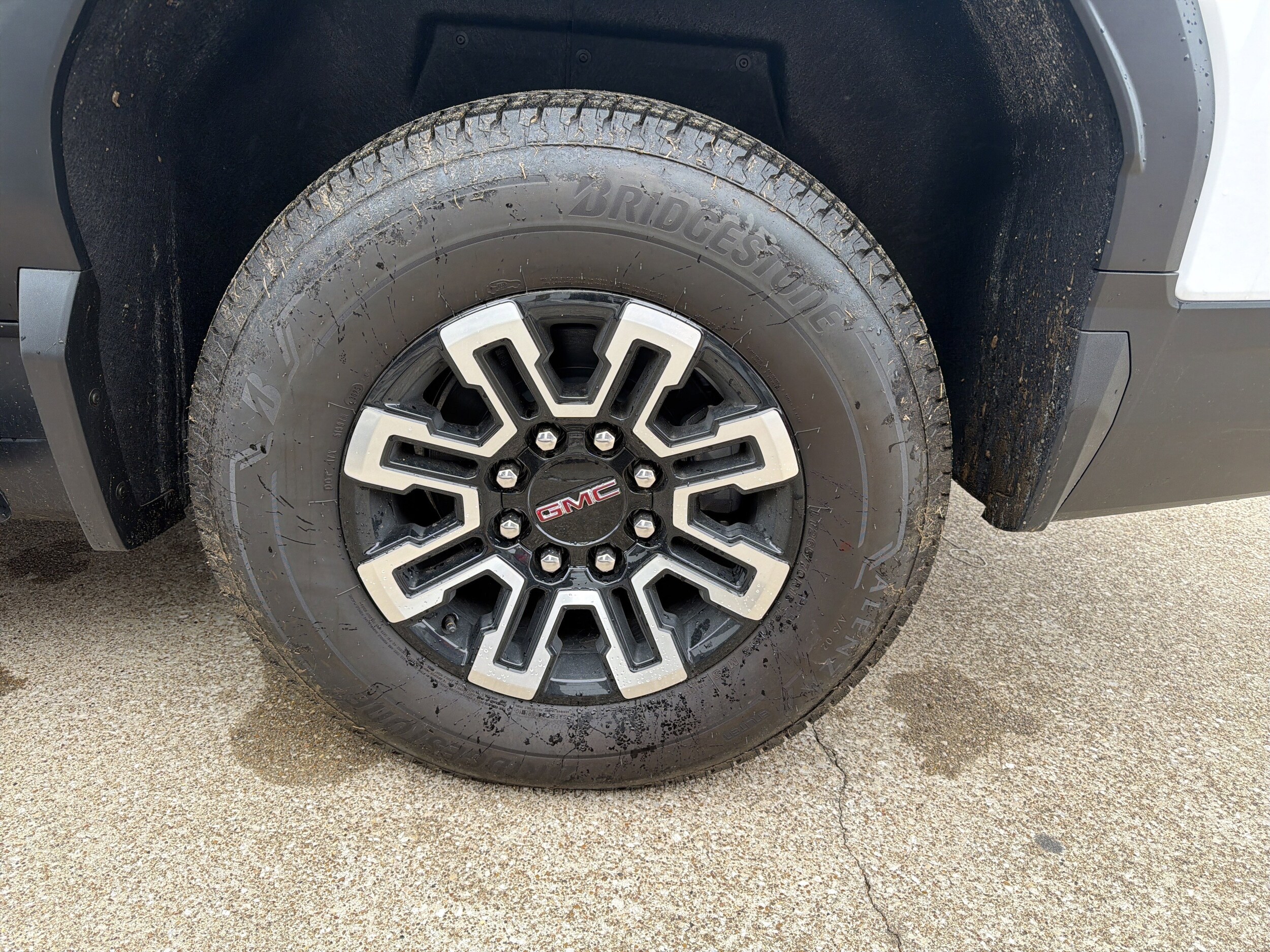 2026 GMC Sierra EV Elevation - Photo 26