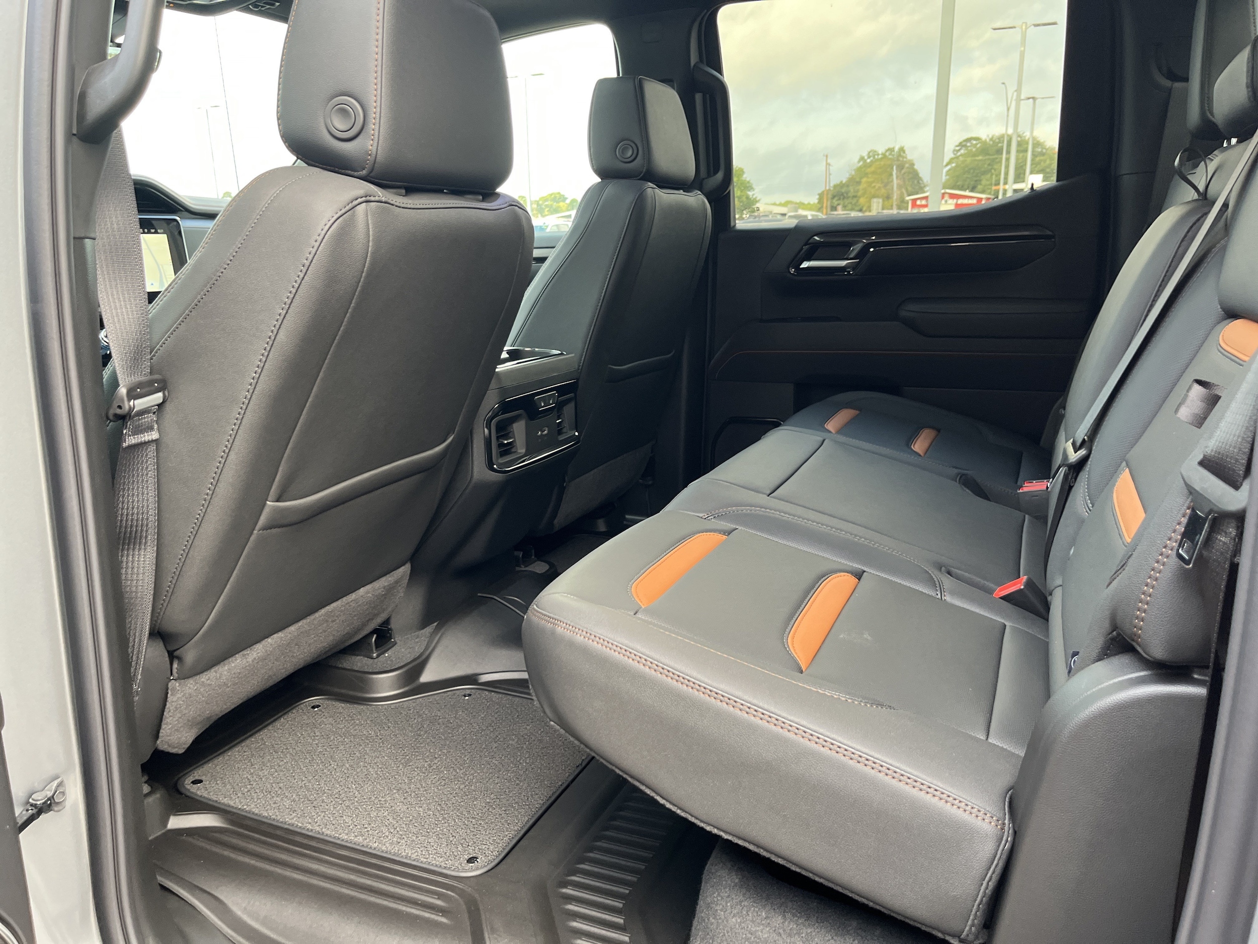 2026 GMC Sierra 1500 AT4 - Photo 11