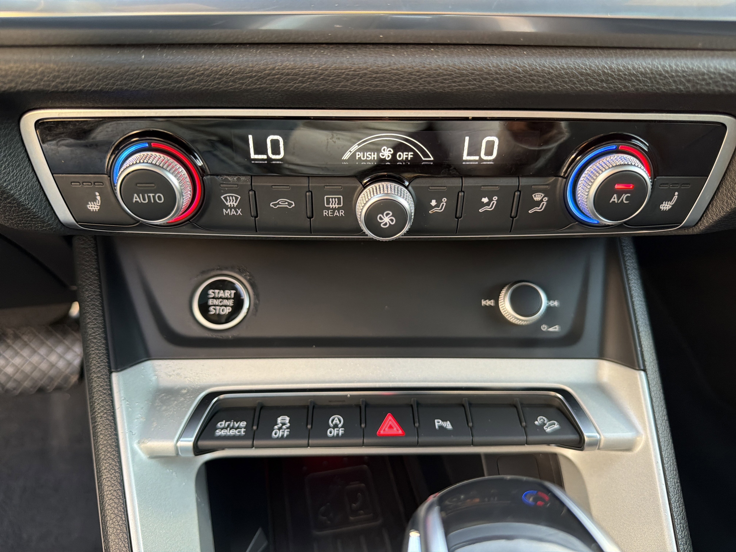 2021 Audi Q3 S Line Premium Plus - Photo 17