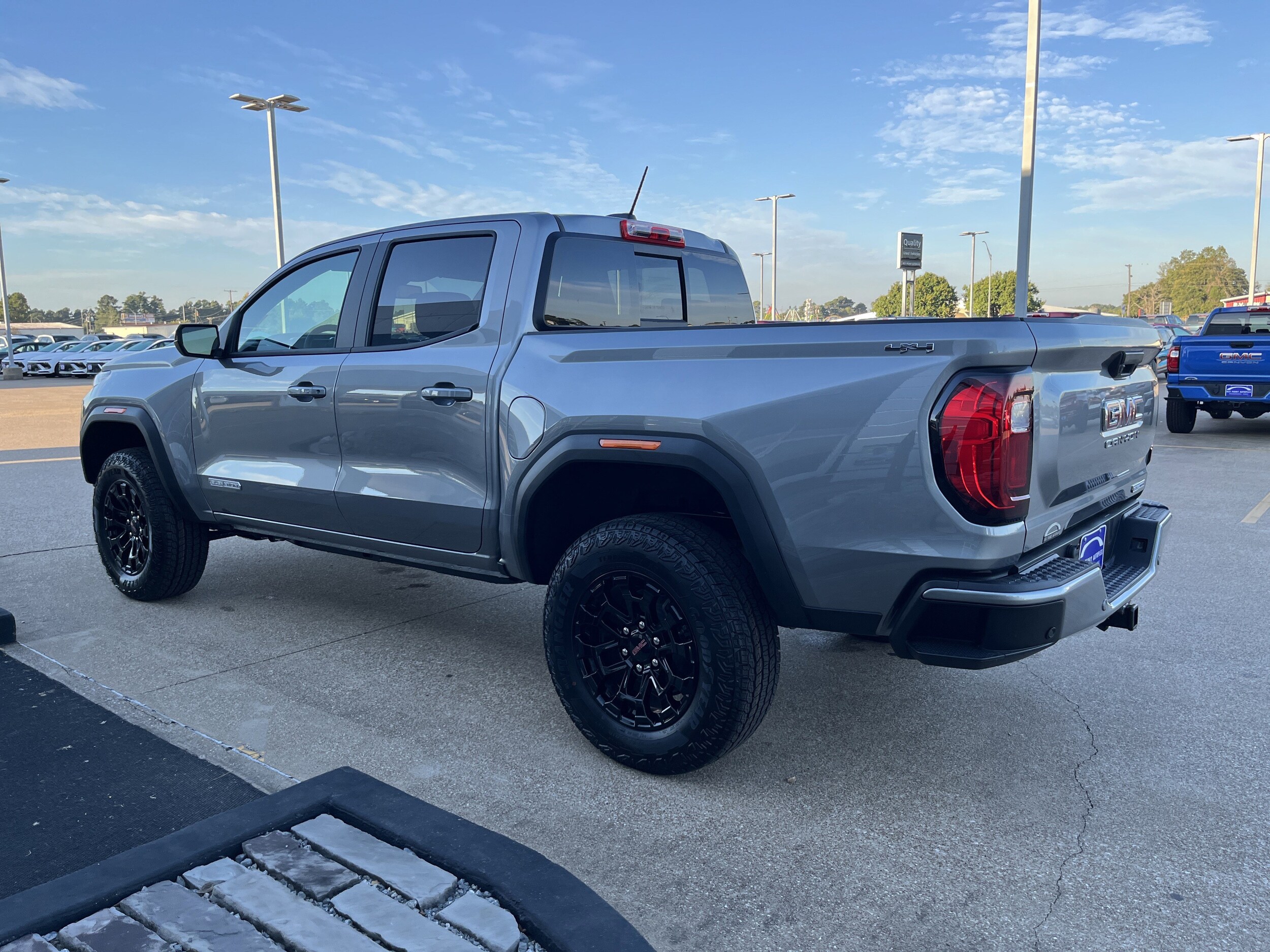 2026 Gmc Canyon Elevation photo 4