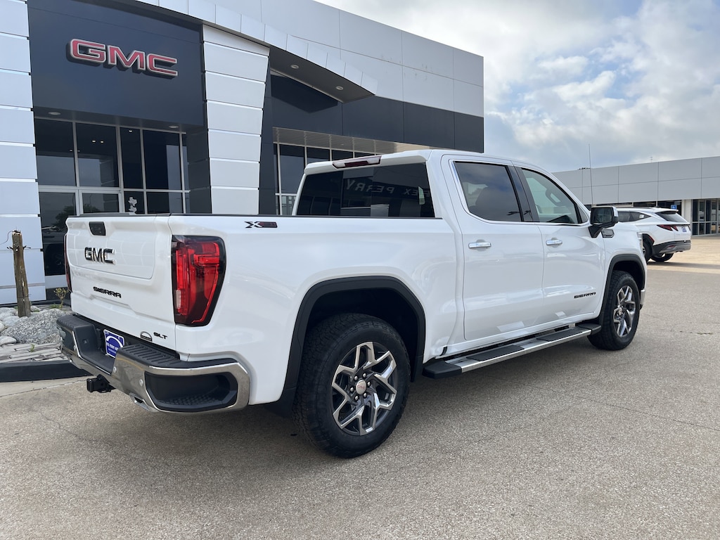 New 2026 GMC Sierra 1500 SLT Truck