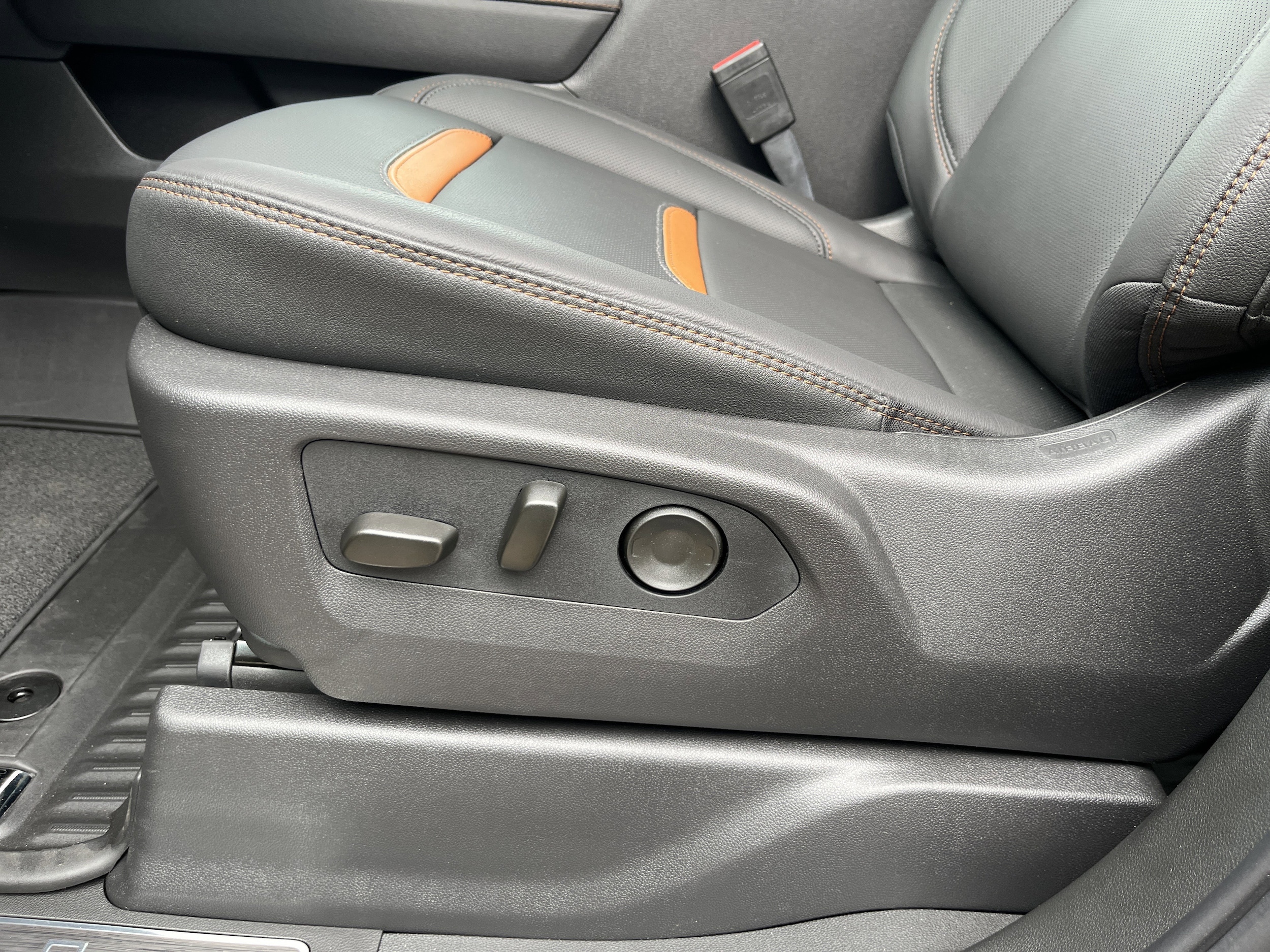 2026 GMC Sierra 1500 AT4 - Photo 25