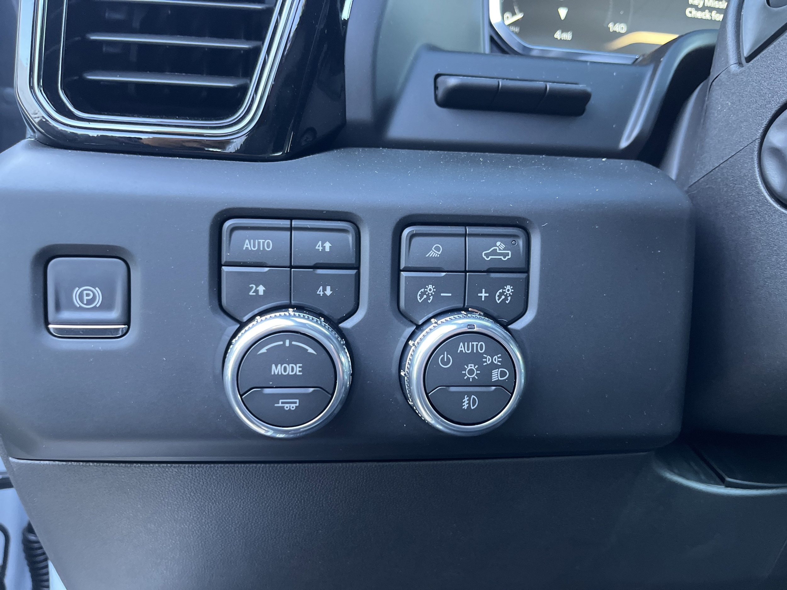 2026 GMC Sierra 1500 AT4X - Photo 26