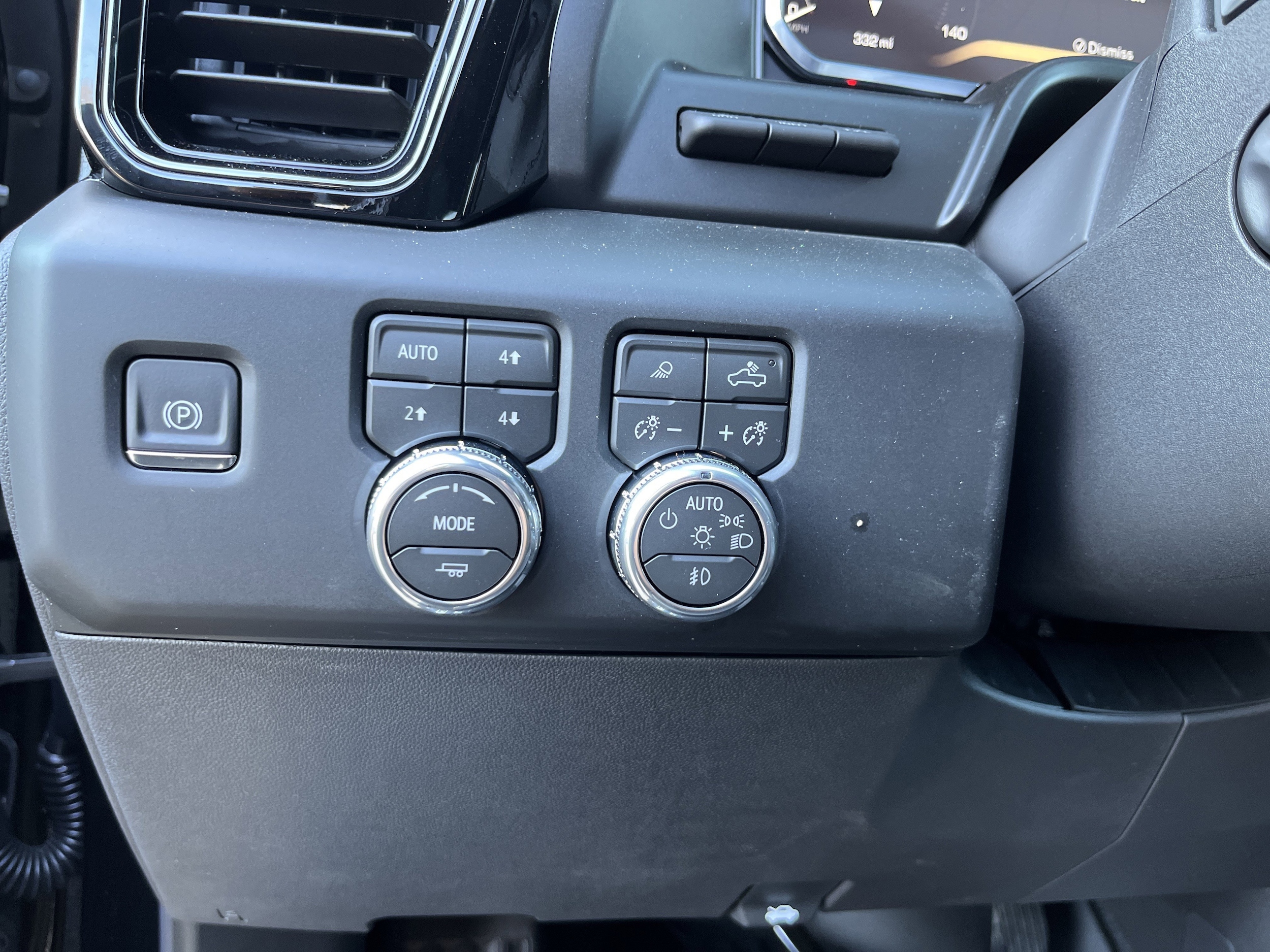 2026 GMC Sierra 1500 AT4X - Photo 29