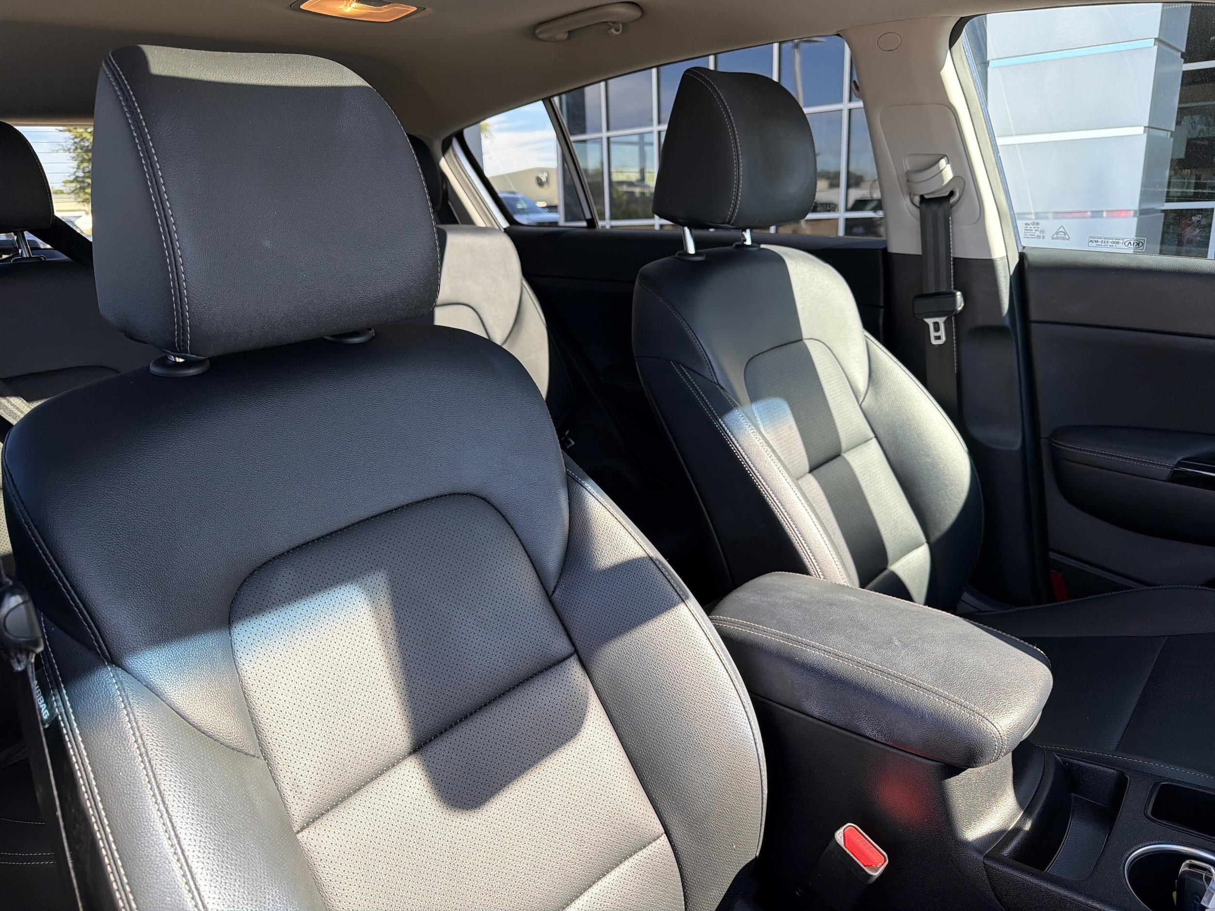 2021 Kia Sportage EX - Photo 7
