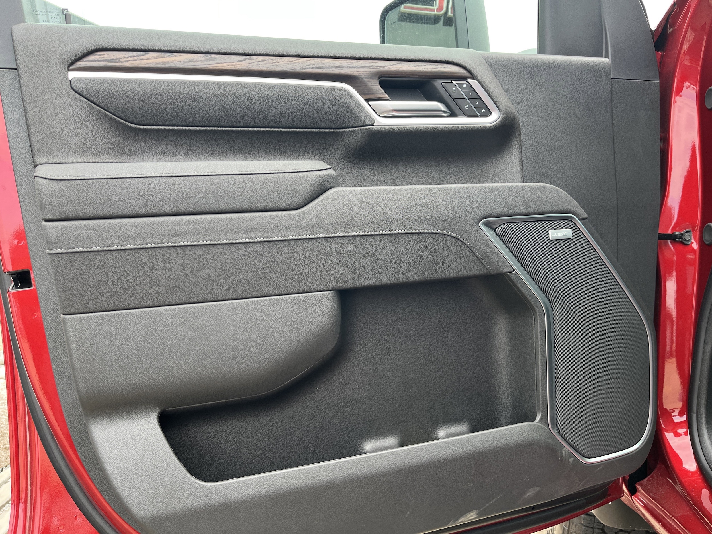 2026 GMC Sierra 2500HD SLT - Photo 25