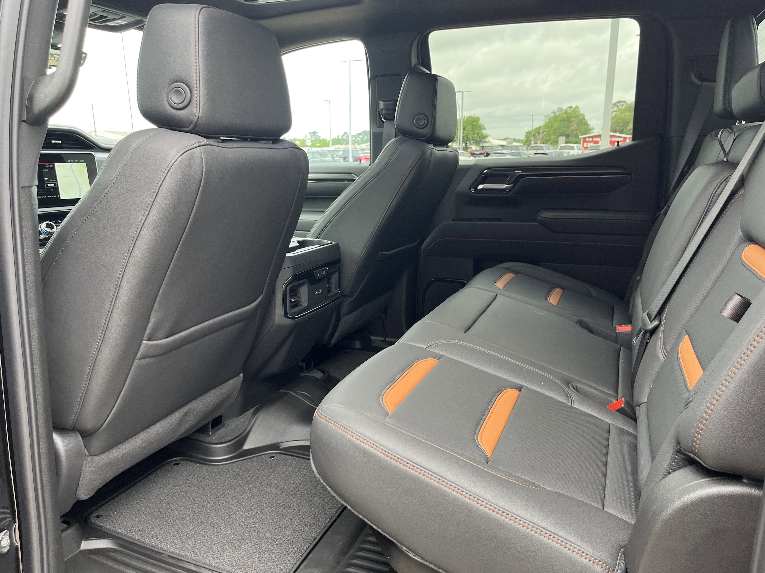 2026 GMC Sierra 1500 AT4 - Photo 11