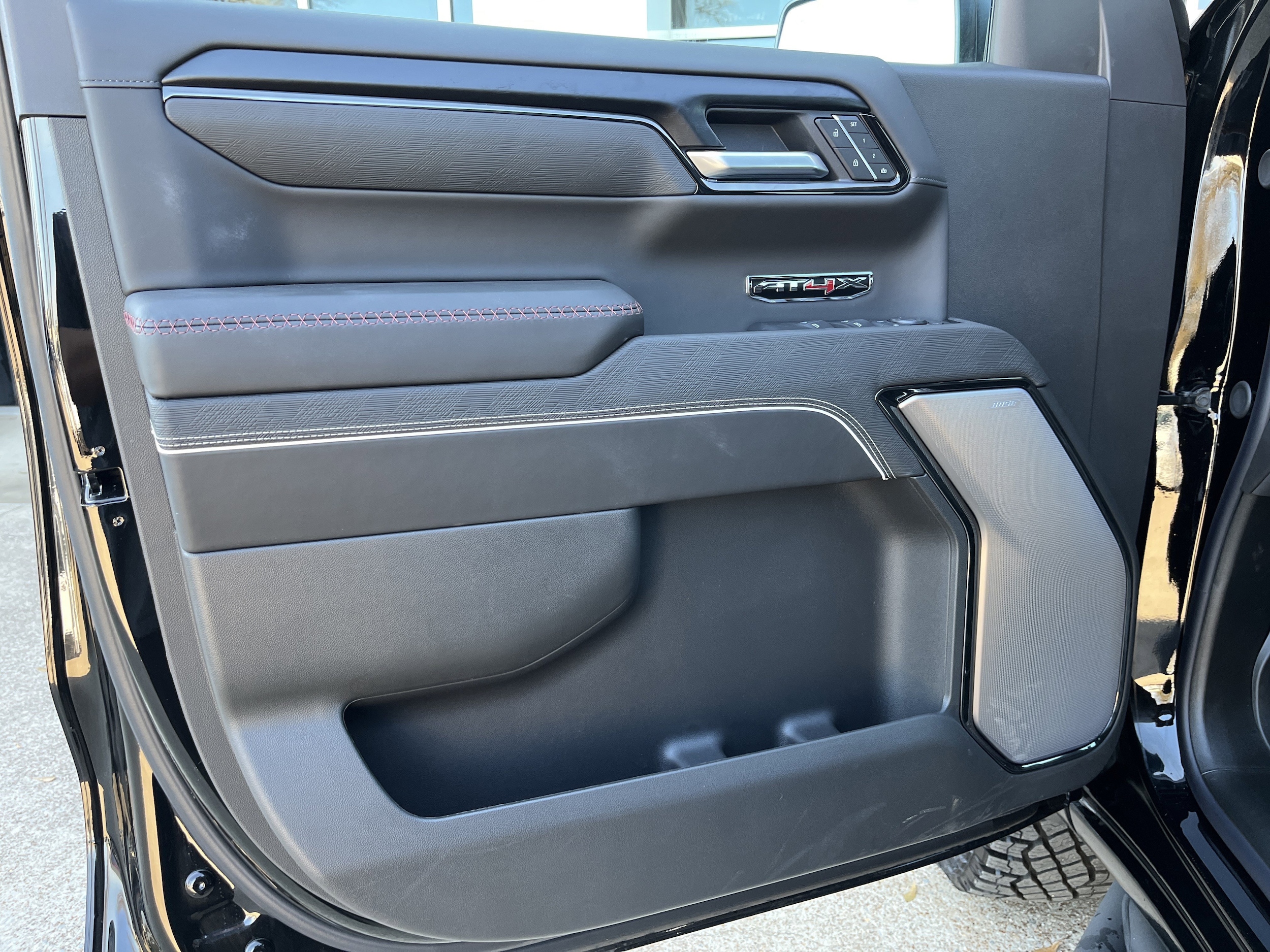 2026 GMC Sierra 1500 AT4X - Photo 27